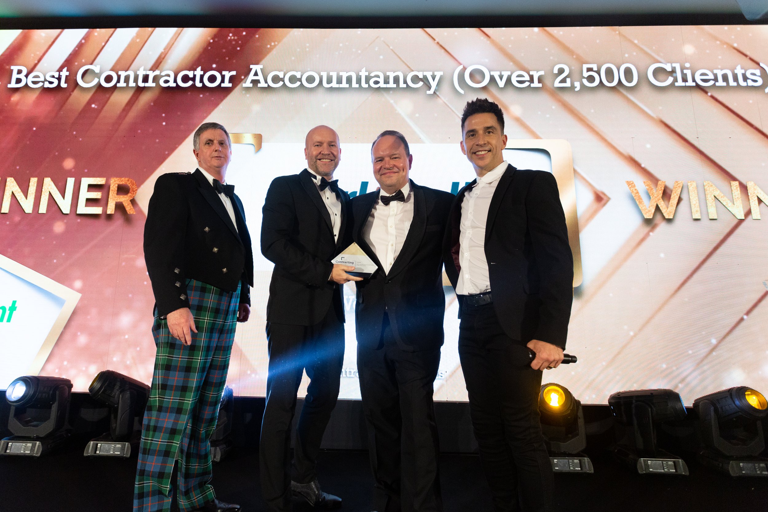 CONTRACTING_AWARDS_016.jpg