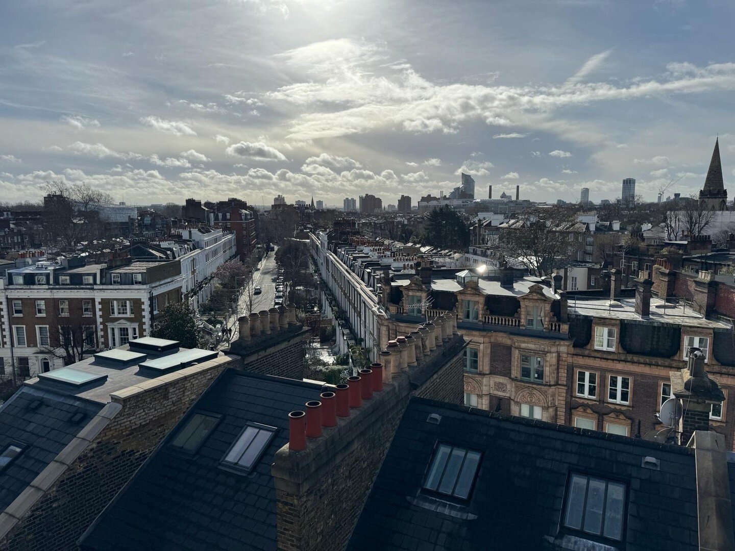 Glorious views from the roof terrace of our penthouse flat in Bina Gardens SW5 this morning. 
A very welcome sunny end to the week and a stark contrast from yesterday&rsquo;s swim, I mean &lsquo;walk&rsquo; around Hyde Park with a client where we wer