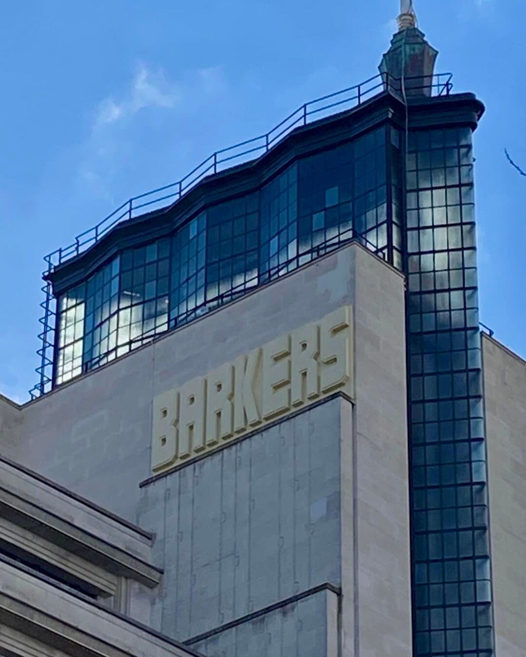 We&rsquo;ve said it before&hellip; always look up when you&rsquo;re in London! 

The Barkers building in High Street Ken, formerly the department store, Barkers of Kensington, started life as a drapery business, John Barker &amp; Company. It was orig