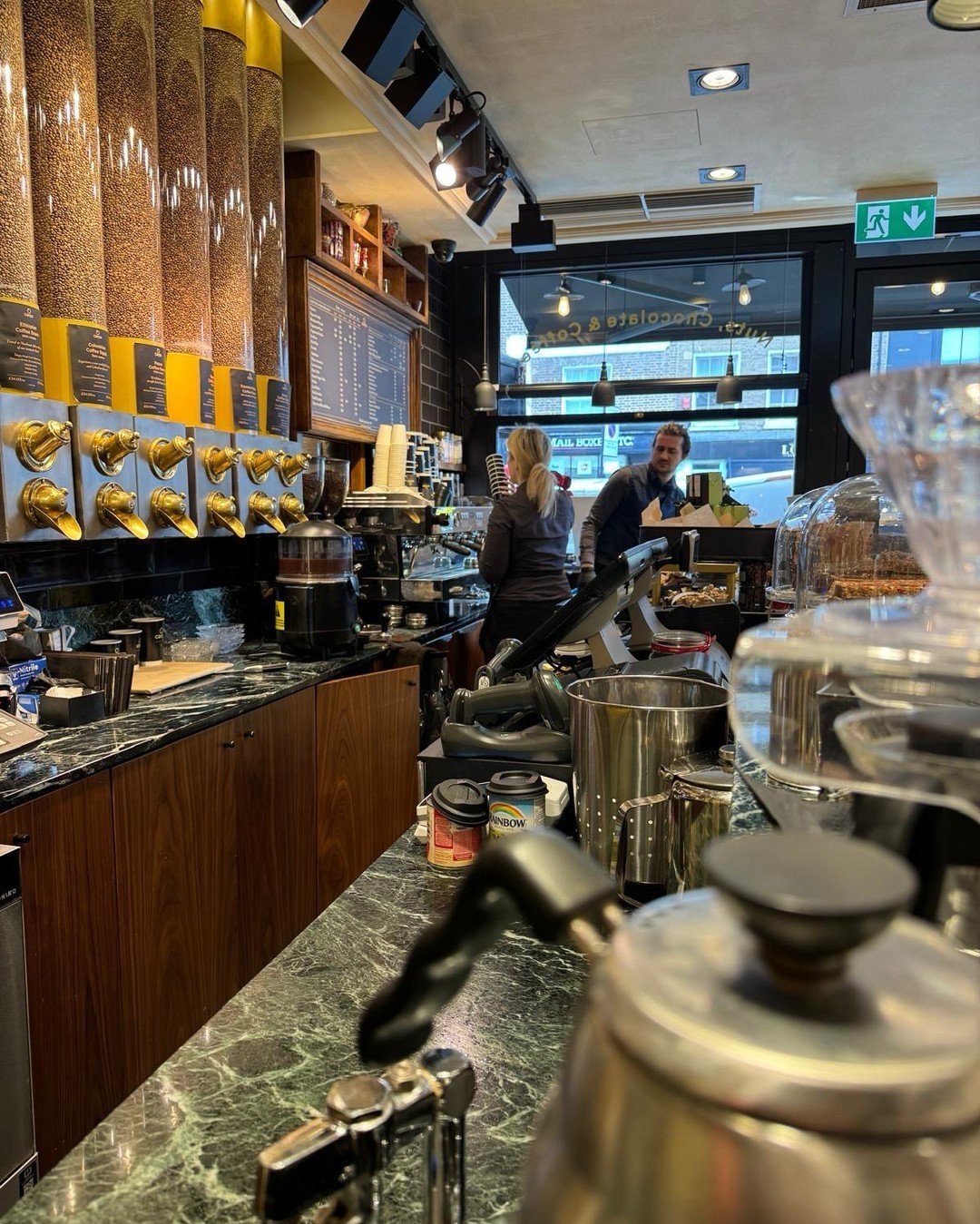 Coffee at Carpo - always a great experience.
Have you been yet?
It&rsquo;s 10 years old this year, serving fantastic coffee to the residents and workers of Knightsbridge since 2014. 
Carpo Knightsbridge was the first carpo store to offer a lounge and