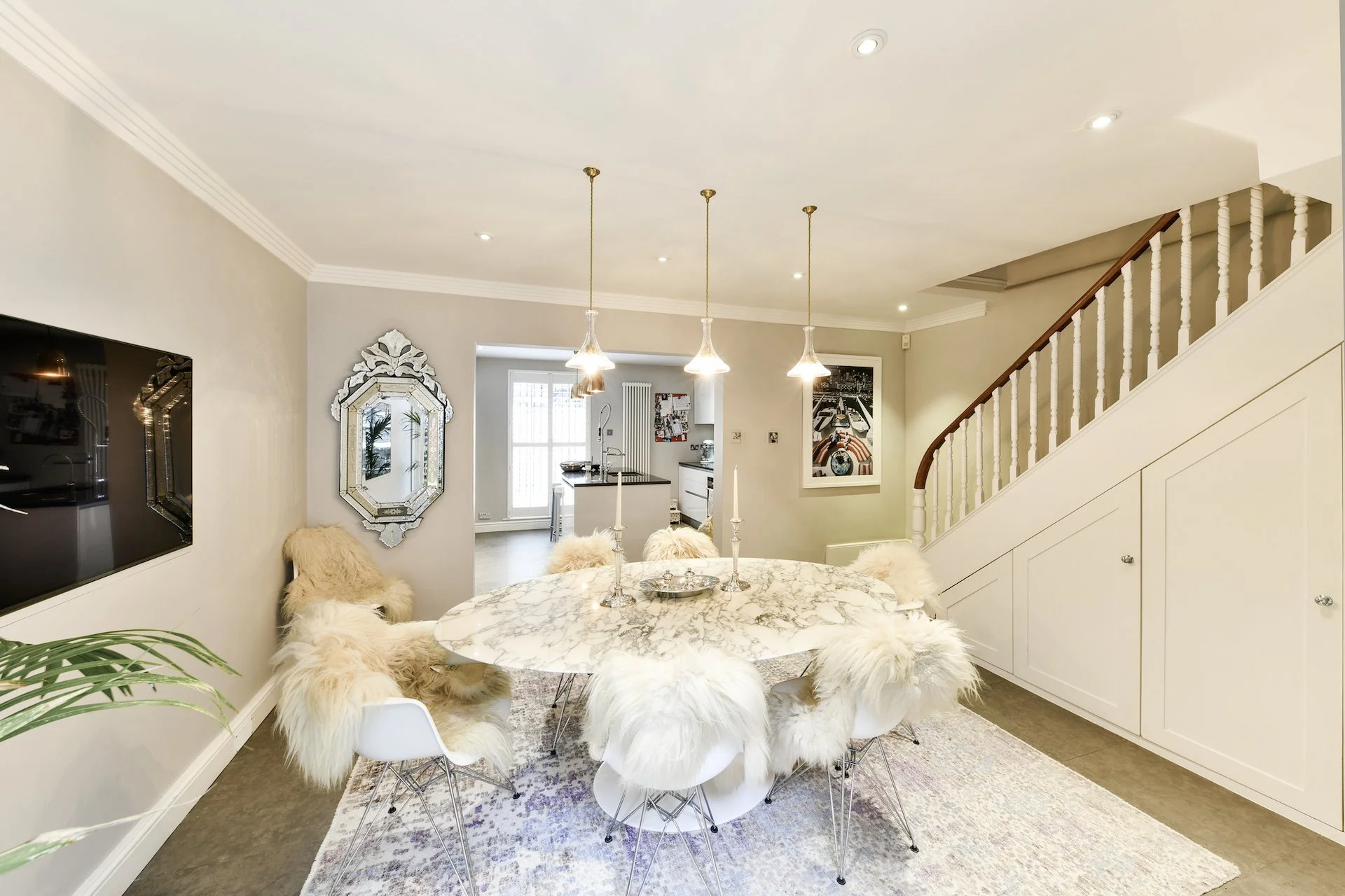 Pretty 3-bed terrace in Seymour Walk in The Boltons Conservation Area, SW10