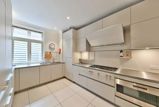 16 Wycombe Square 3 low res4.jpeg