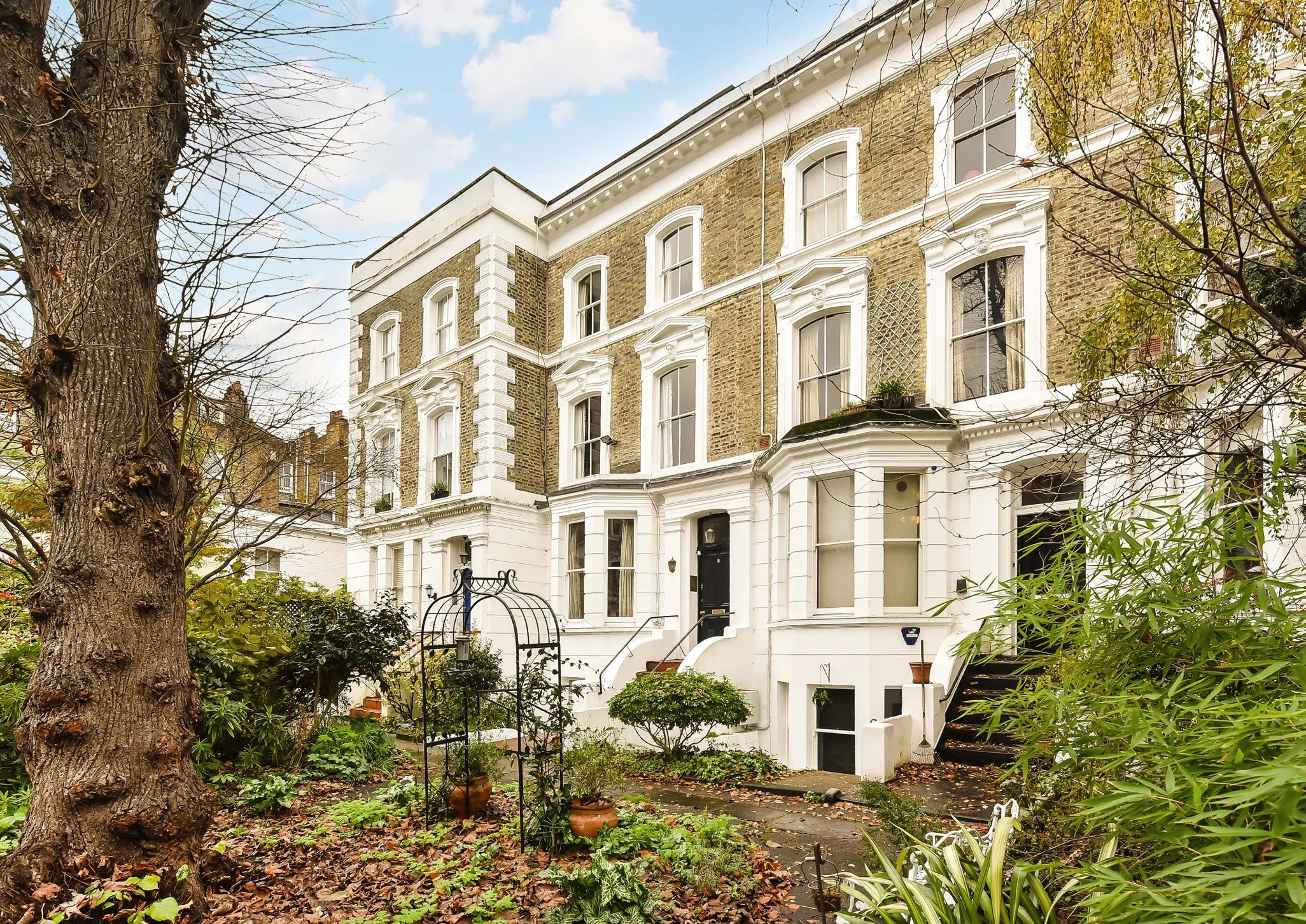 Sunningdale Gardens, Kensington, W8