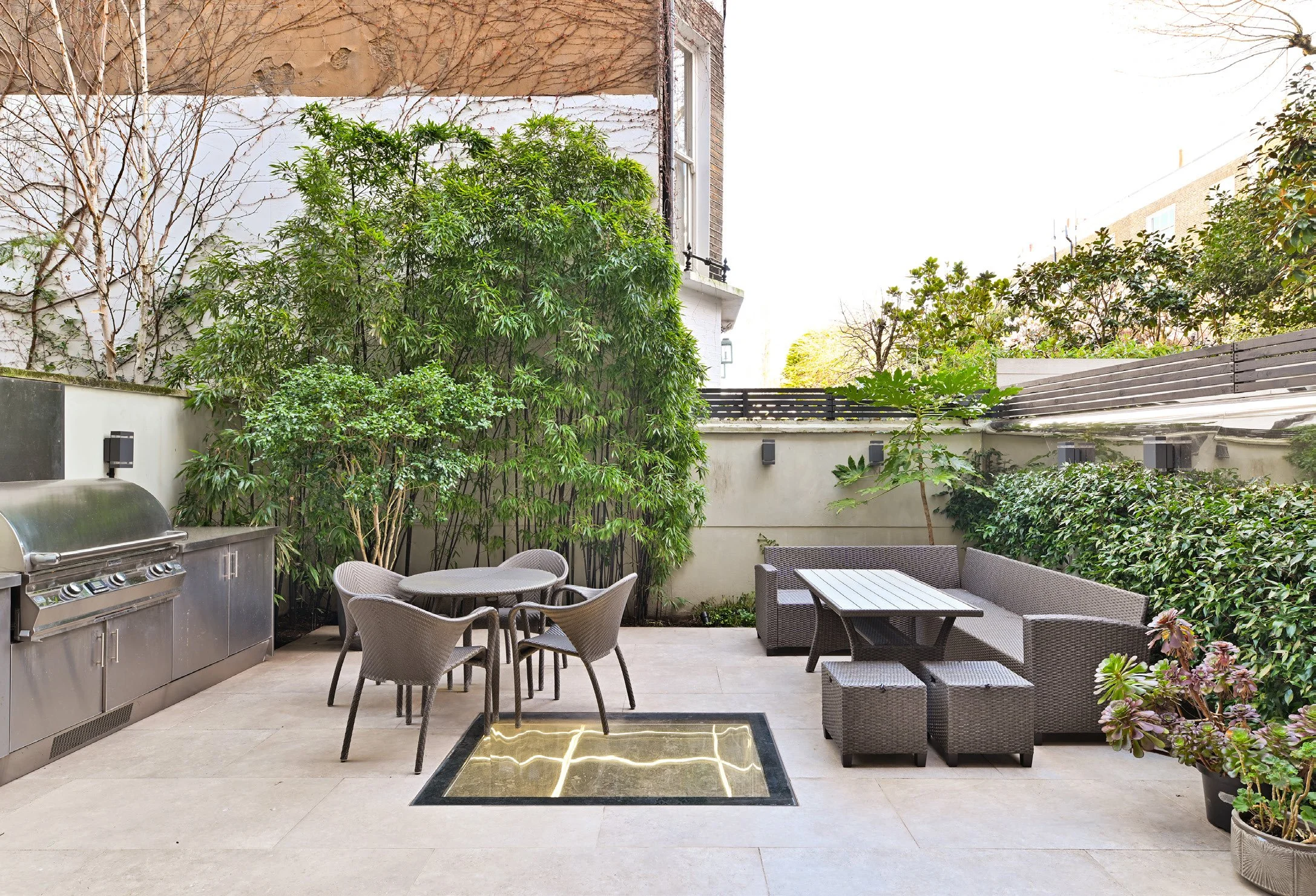 3 Inverness Gardens - terrace.jpeg