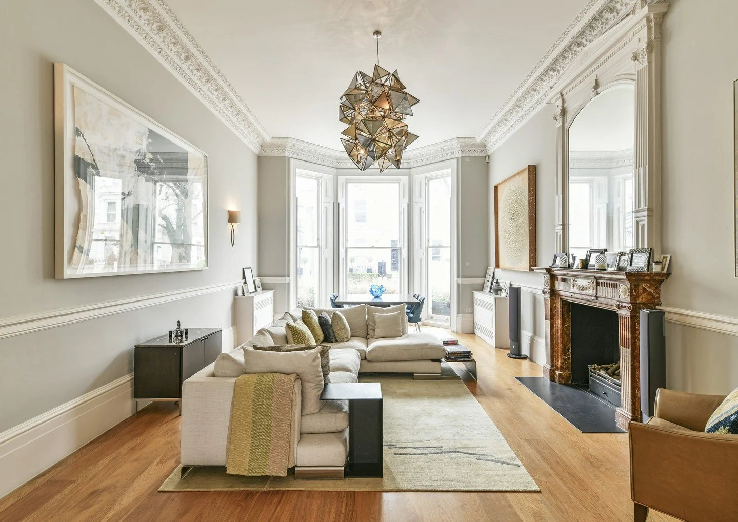 NEW INSTRUCTION | HOLLAND PARK, W11
Delighted to present this rare opportunity to acquire an exceptional four-bedroom apartment extending to approximately 308.5 sq m, with its own private garden, set within one of Holland Park&rsquo;s iconic Grade II