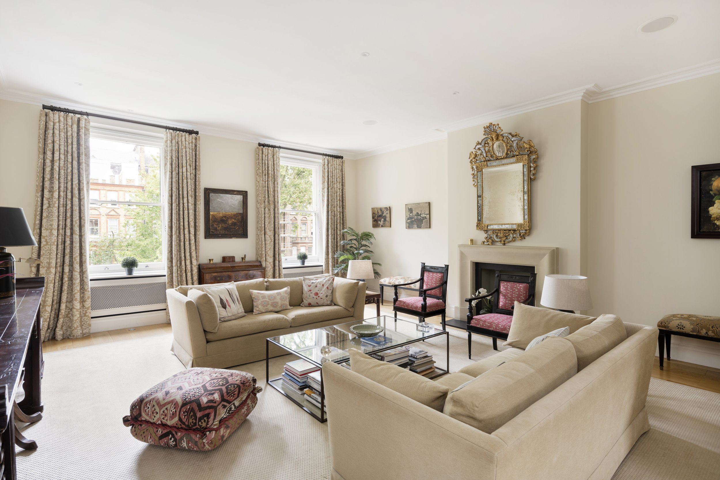 Wetherby Gardens - Opportunity to buy a super-convenient 5-bed family maisonette in South Kensington