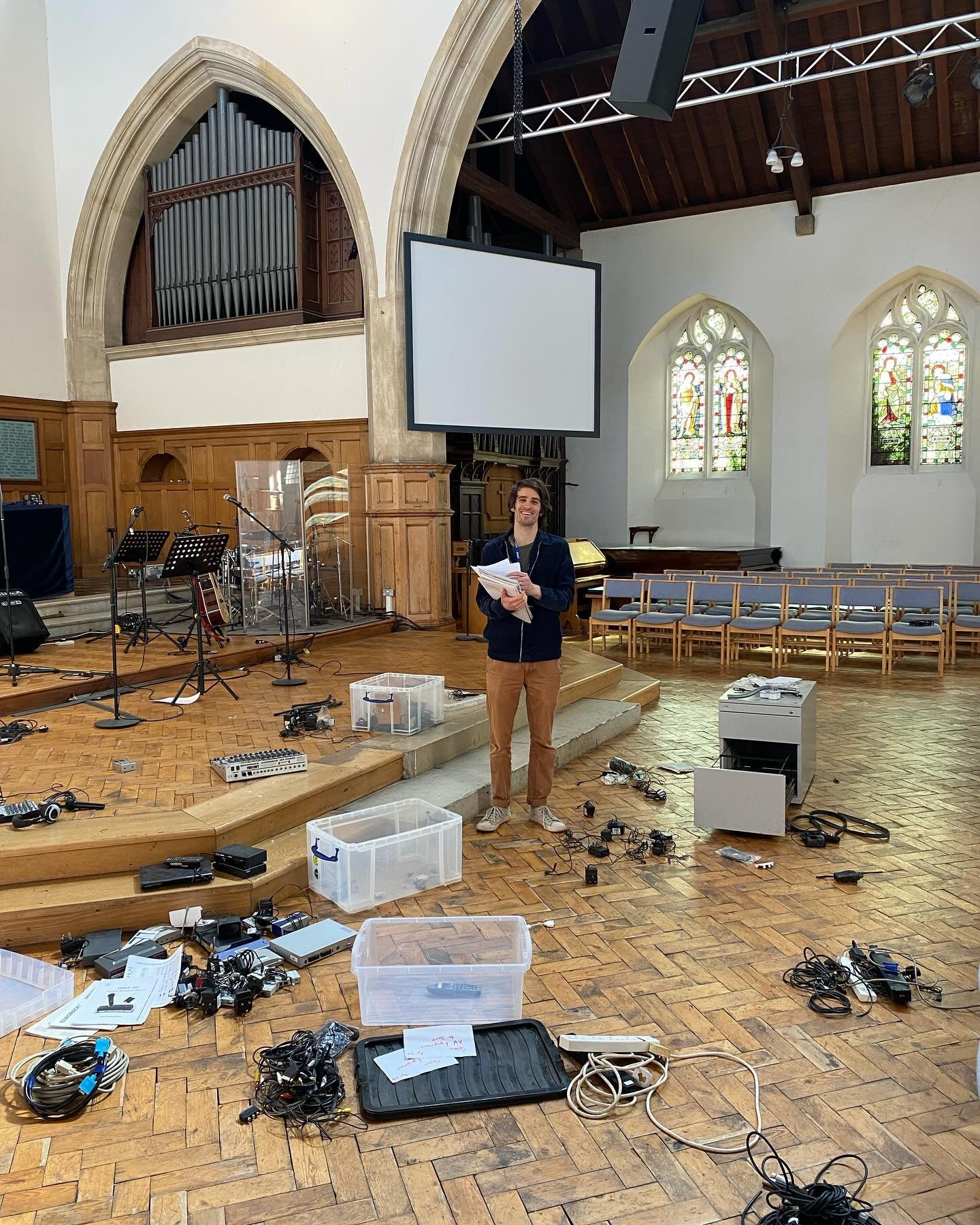 There&rsquo;s a happy Worship Pastor - surrounded by wires, cables and plugs for things we&rsquo;ve never heard of&hellip;
#church #worship #churchofengland #dioceseofsouthwark #sw18 #southfields #worshipleader #happyplace