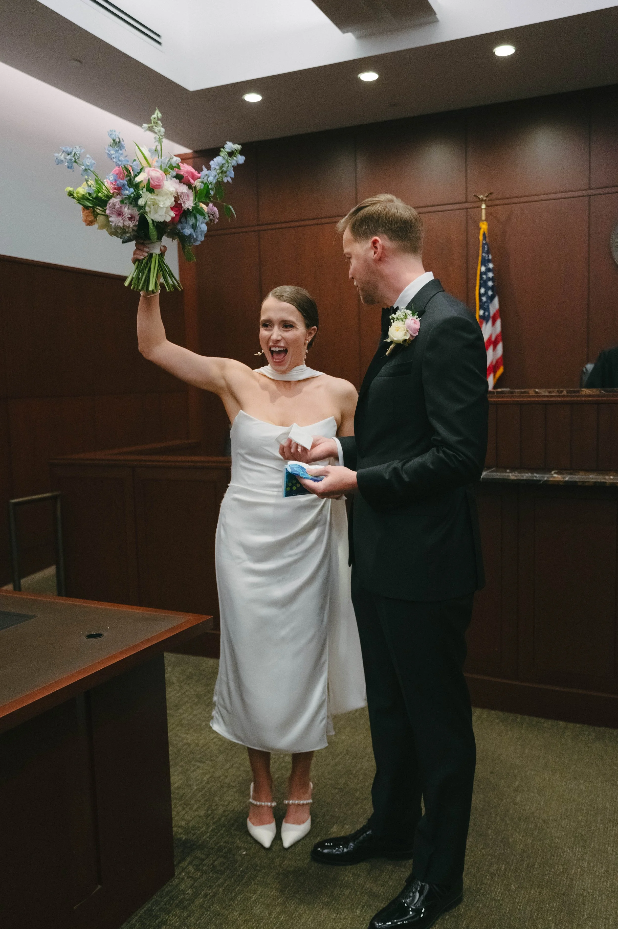Raleigh courthouse wedding photo