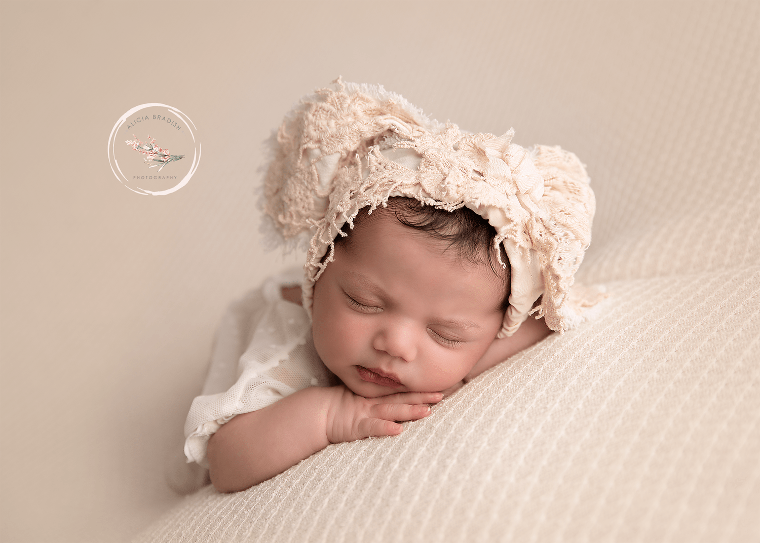   newborn photography near me