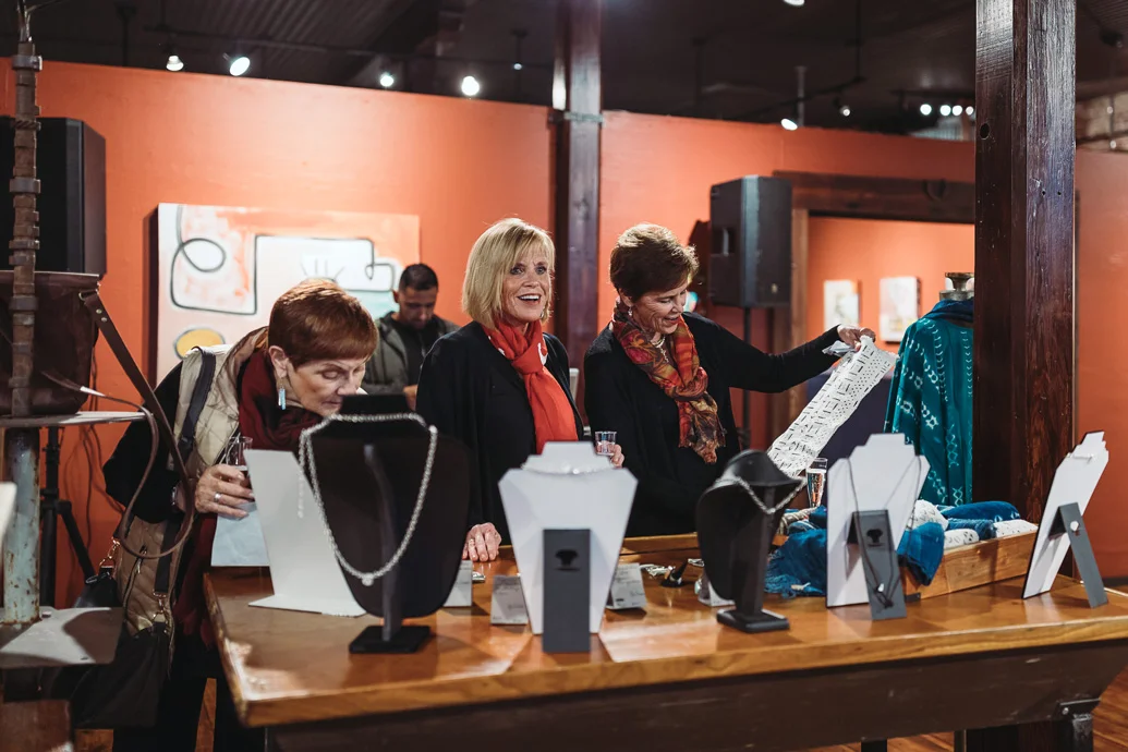 silverjewelryshow-17_44262456660_o.jpg