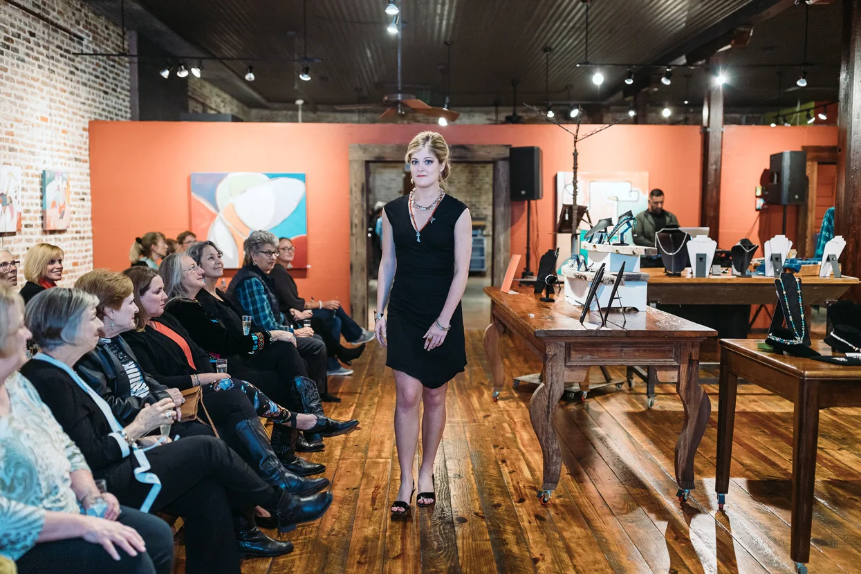 silverjewelryshow-52_45354227744_o.jpg