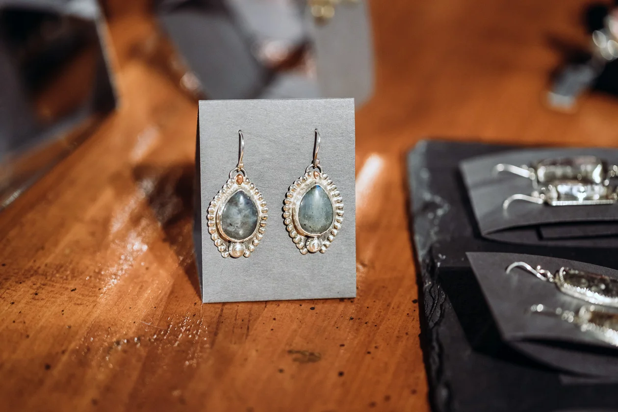 silverjewelryshow-176_46078270621_o.jpg