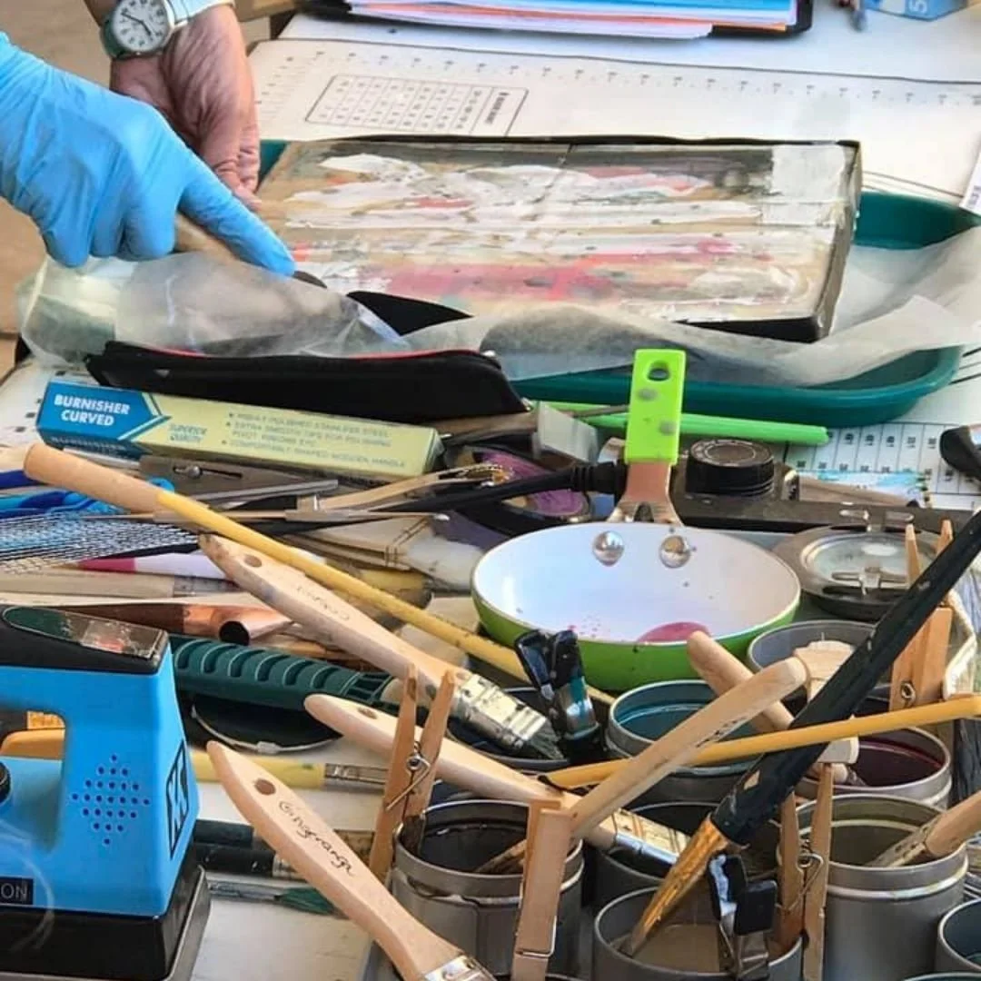 Encaustics Demo with Kelly Schaub