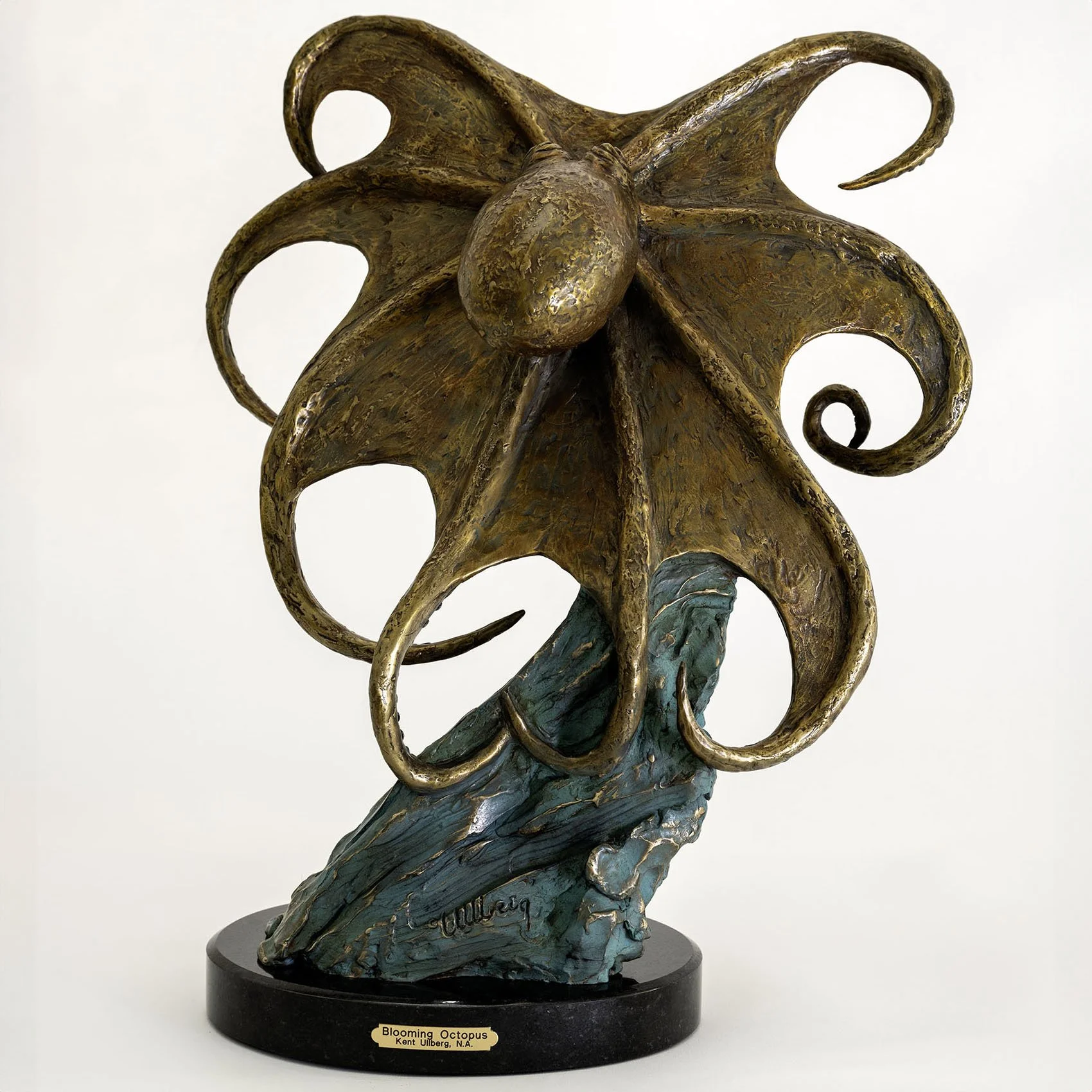 ROCKPORT CENTER FOR THE ARTS FEATURES MEMBER ARTISTS FOR THE HOLIDAY SEASON