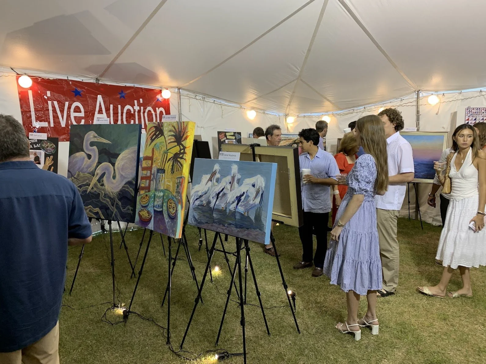 Live Auction.jpg