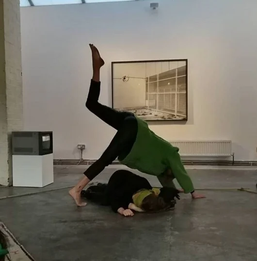 October 2018 GHOST was a multidisciplinary month-long programme of events and exhibitions at Guest Projects, Yinka Shonibare’s London residency space and funded by Arts Council England and other supporters. GHOST was curated by the Marrakech based curatorial collective Mint Works, founded and run by Florence Devereux, Jean Feline and Tais Bean. When exploring the interface between the ‘guest’ and the ‘host’, memories of generosity or conflict can flood in. In this time of global movement, when mobility can be voluntary or imposed, how do we meet each other? How do we listen to one another, offer care, embrace differences, learn new codes, and cultivate generosity? Visitors could drop in throughout the day to enjoy alternative modes of care, one-to-one with artists or in small groups. Jade Wilford, Nadia Berri and Jony Hallam presented a Käfig performance responding to what was in the exhibition space; art works and other performances acted as backdrop and props. Objects, sounds, movements and performers grew temporary spaces in which collective narrative emerged. Both their audience’s feedback and their personal experience speak of Käfig’s ability to create both the comfort and challenge to collectively go to a state a little outside ourselves as individuals.