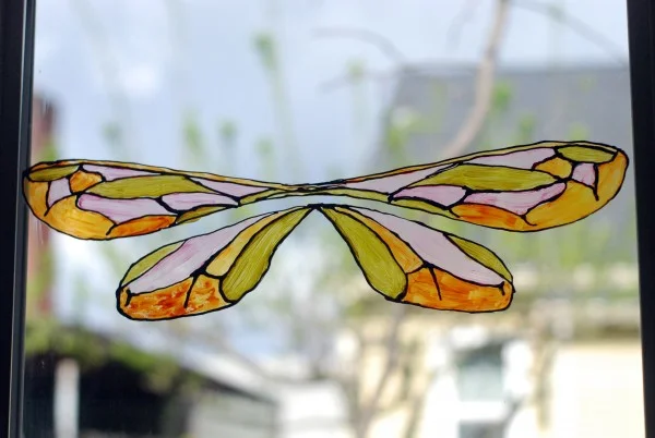 window-wings-craft4-bug-chicks.jpg