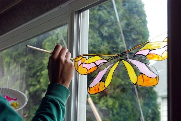 window-wings-craft3-bug-chicks.jpg