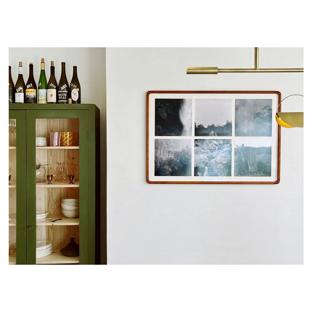 curved corned mid century frame