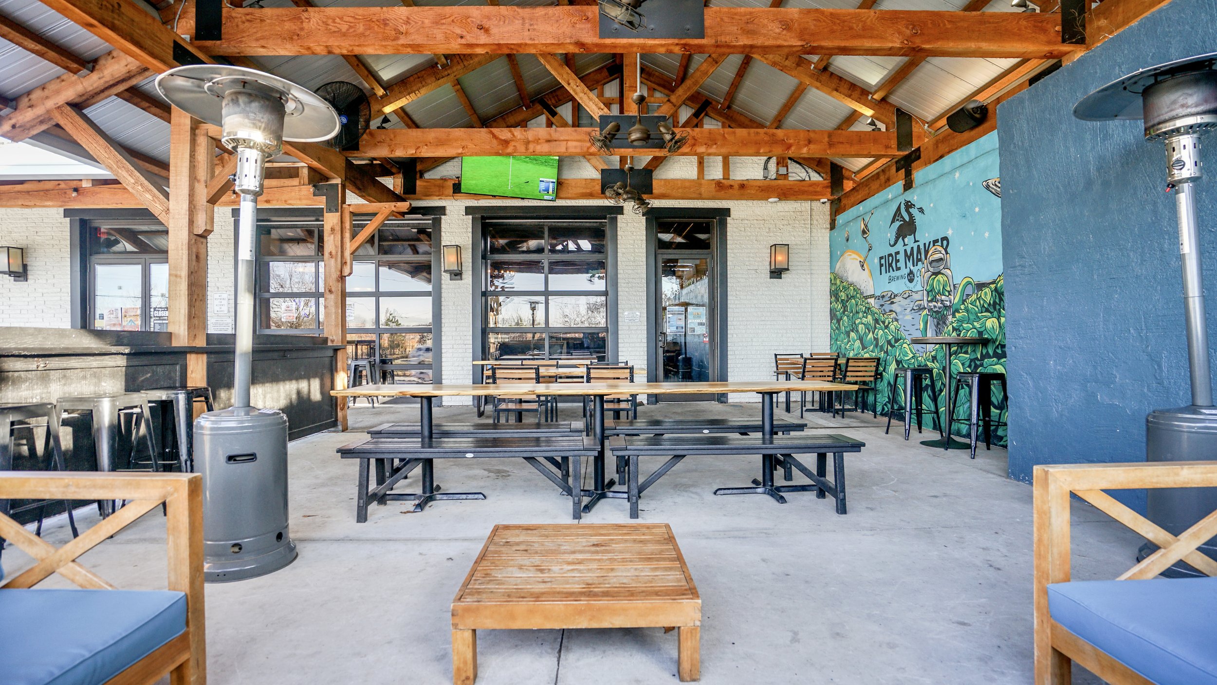 Main Taproom - Covered Patio 4.jpg