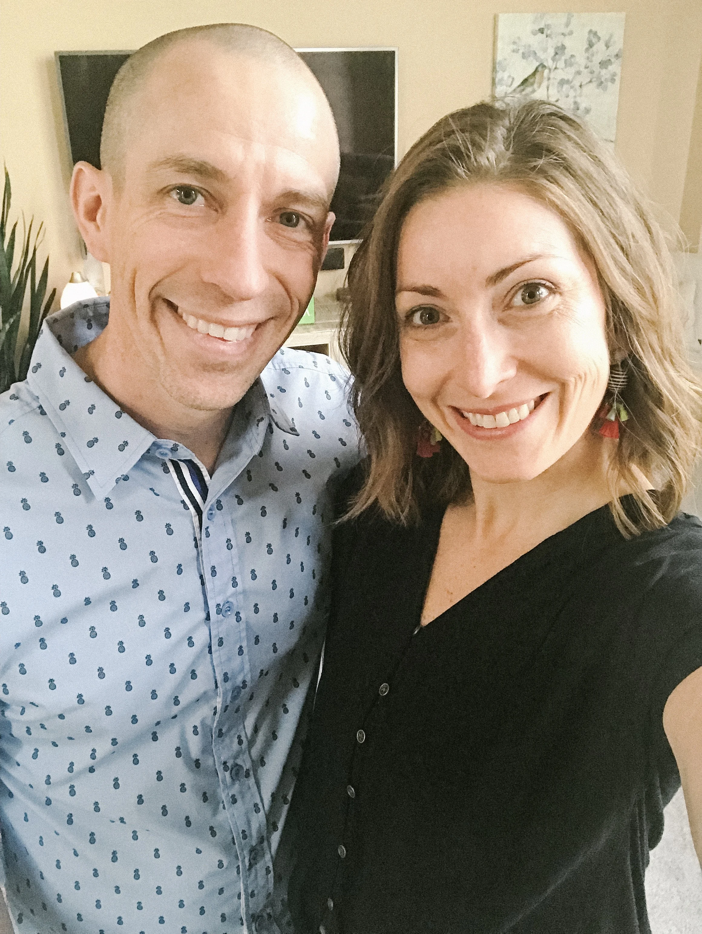 Pre dinner champagne and selfies.