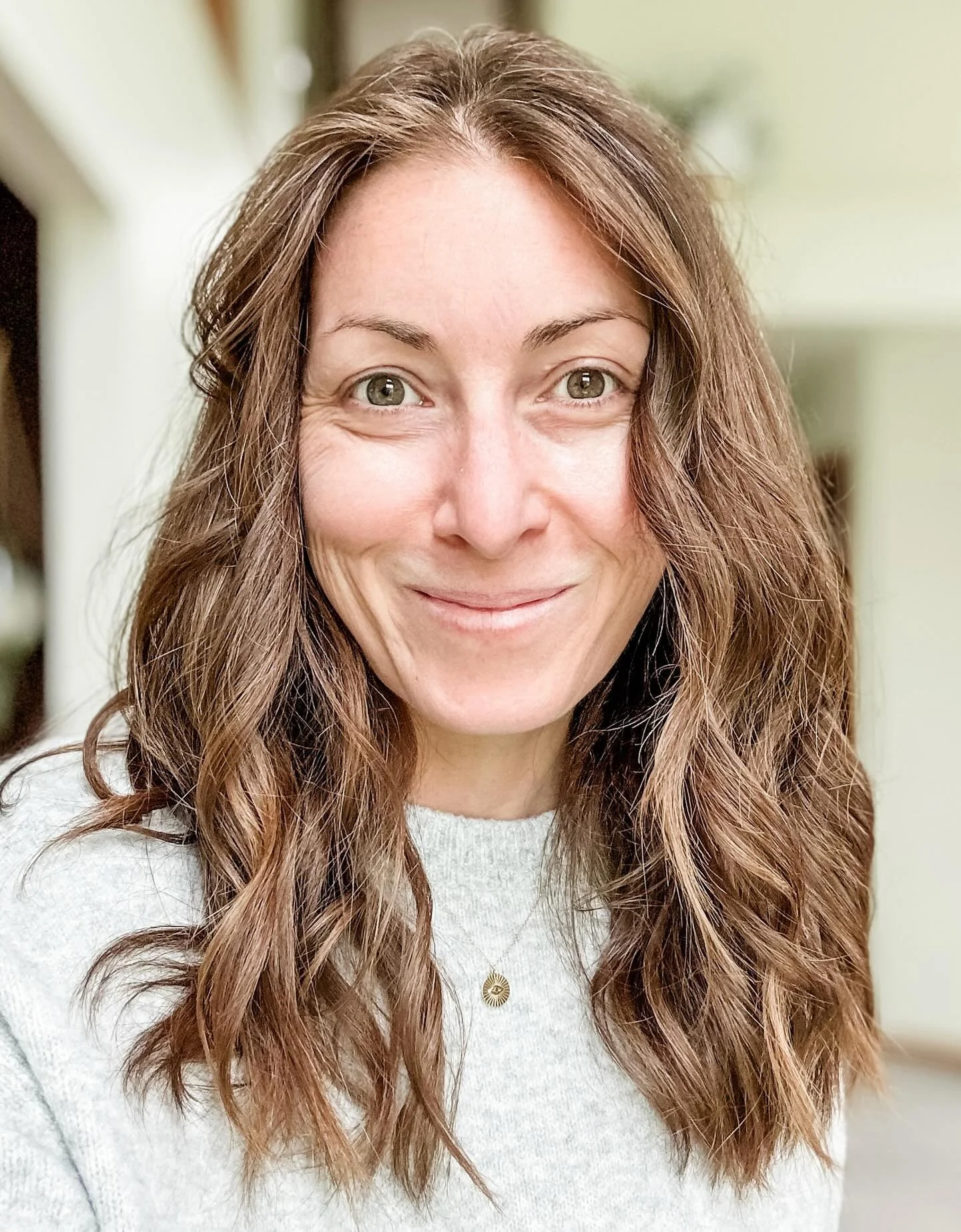 Hi, I&rsquo;m Alexis!

Bringing you my love for barre, yoga, pilates, along with all things wellness for the mind and body that I find inspiring. Including but not limited to; good books, plant mom life, hikes, walks, bike rides, meditations, travels