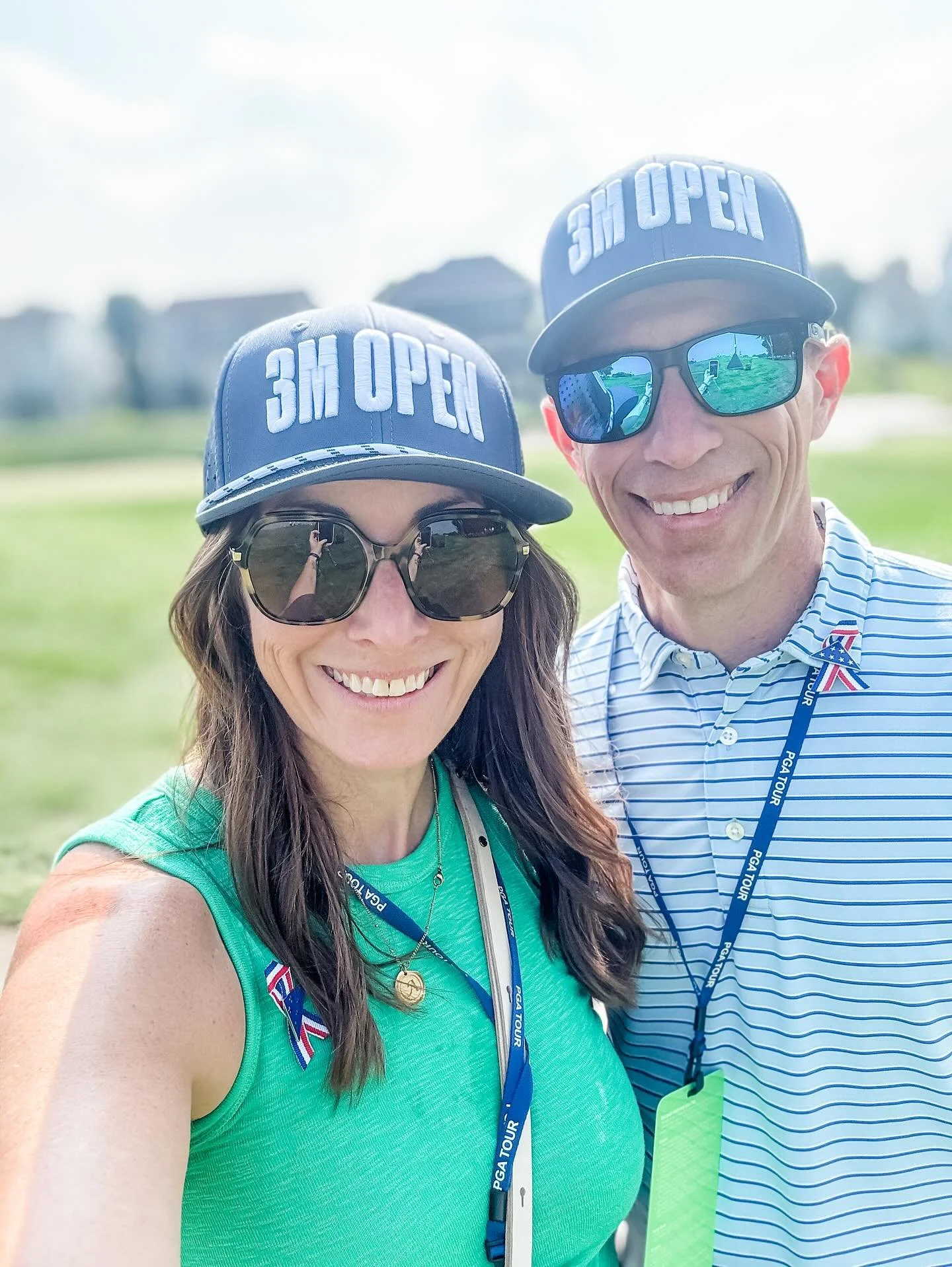 Matching with my caddie @3mopen 

😂☀️⛳️