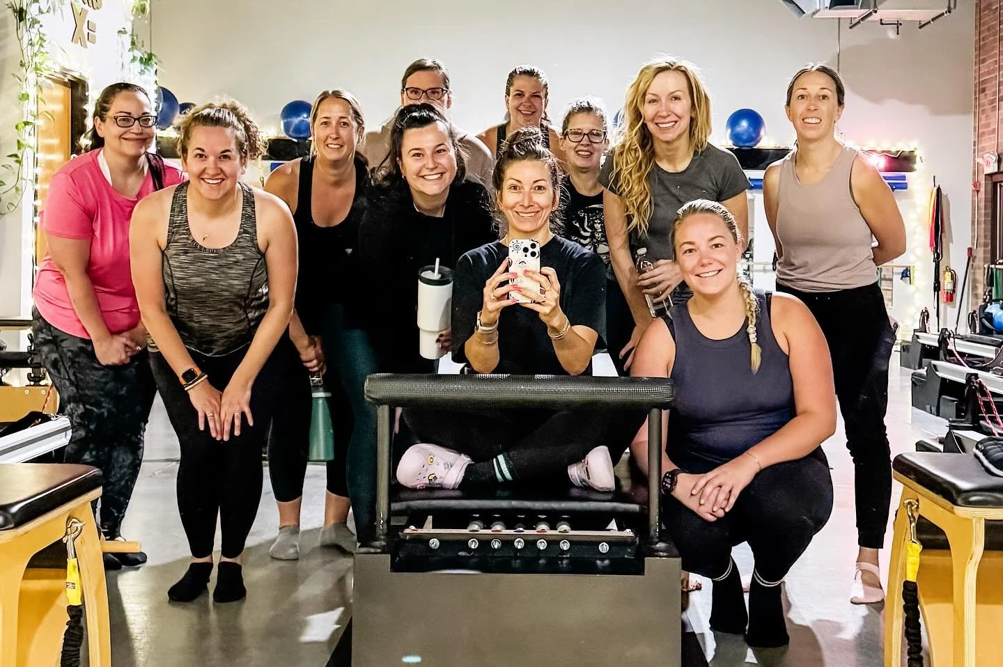 The antidote to a week of work travel…
Full 6 AM barre class = Grateful π
I missed these ladies π«Ά
#barrelife #barreistabewell #imxbarre #barrefitness #bewell #dowhatyoulove