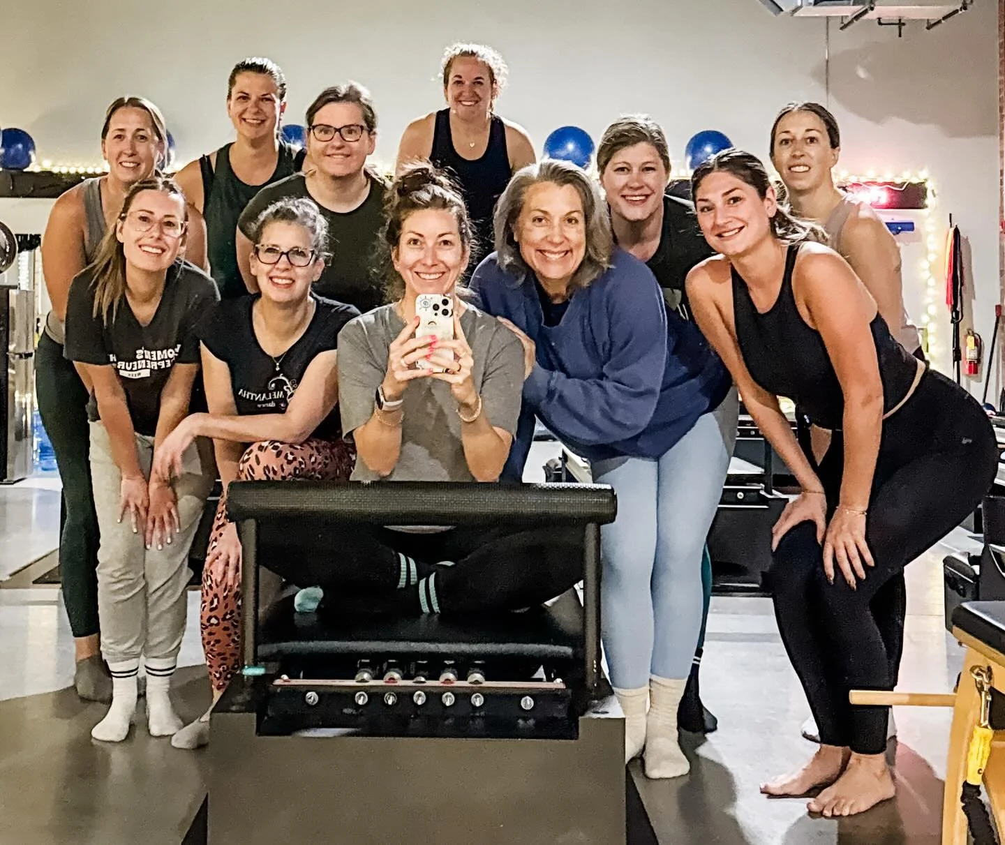 6AM Barre is the place to be to remind yourself that joy, community, friendship and kindness still exist in the world. π
I’m so grateful for the opportunity to show up and share what I love to do with these amazing and πͺ women!
This class i