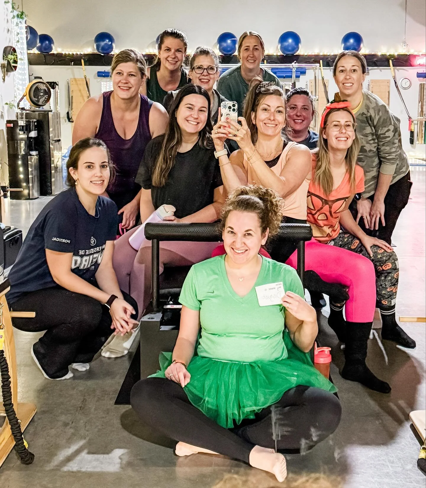 When your &ldquo;costume&rdquo; feels more like the best outfit ever 💖 and maybe it&rsquo;s not too late, you haven&rsquo;t missed your calling 💫💛

Back to back barre classes this morning (sorry 7 am&rsquo;ers not pictured). 🤦&zwj;♀️

Hope you al