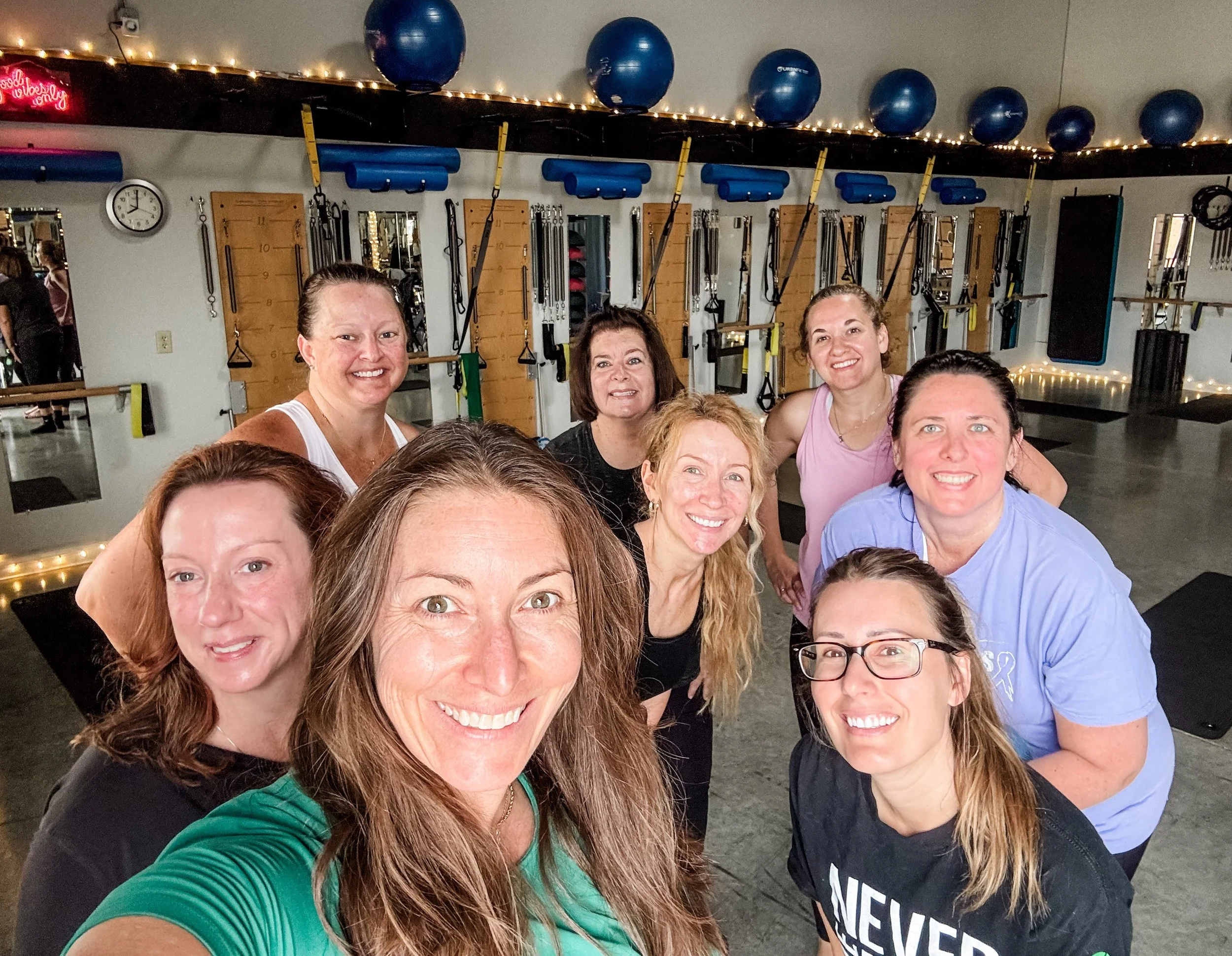 A full morning of classes and a full heart, sharing this time and space with such amazing people!

7 AM Barre 🤳

8:15 &amp; 9:30 Pilates, although not pictured, just as beautiful and inspiring 💛

Thank you ALL for celebrating the incomparable @doll
