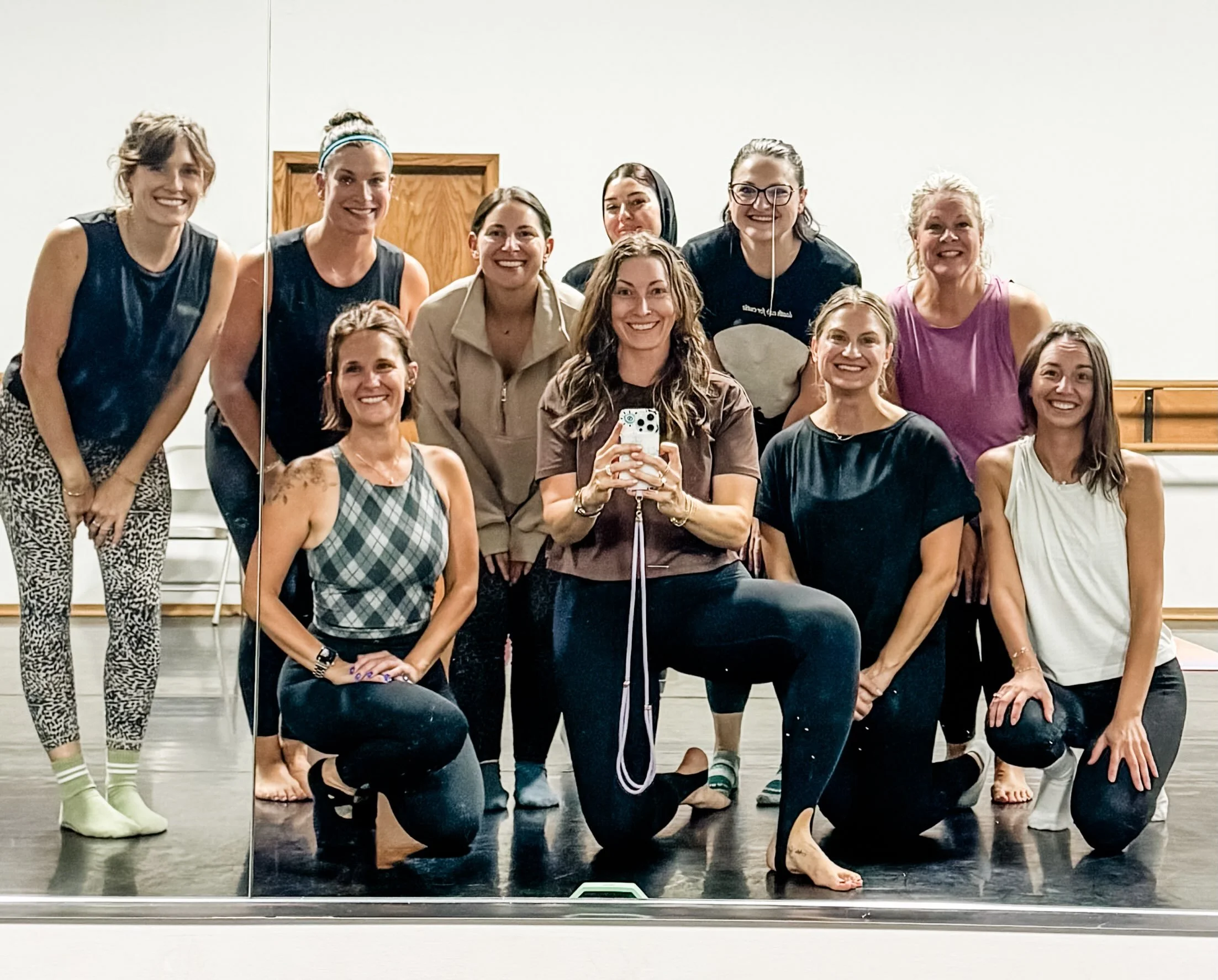 All smiles and sweat at the end of our first Fall Barre class! 😁😅

I&rsquo;m so proud of each of you and excited to watch this community grow in the coming weeks. 💛

Wish this was scratch and sniff! Thank you for the mint @sos8a 💚