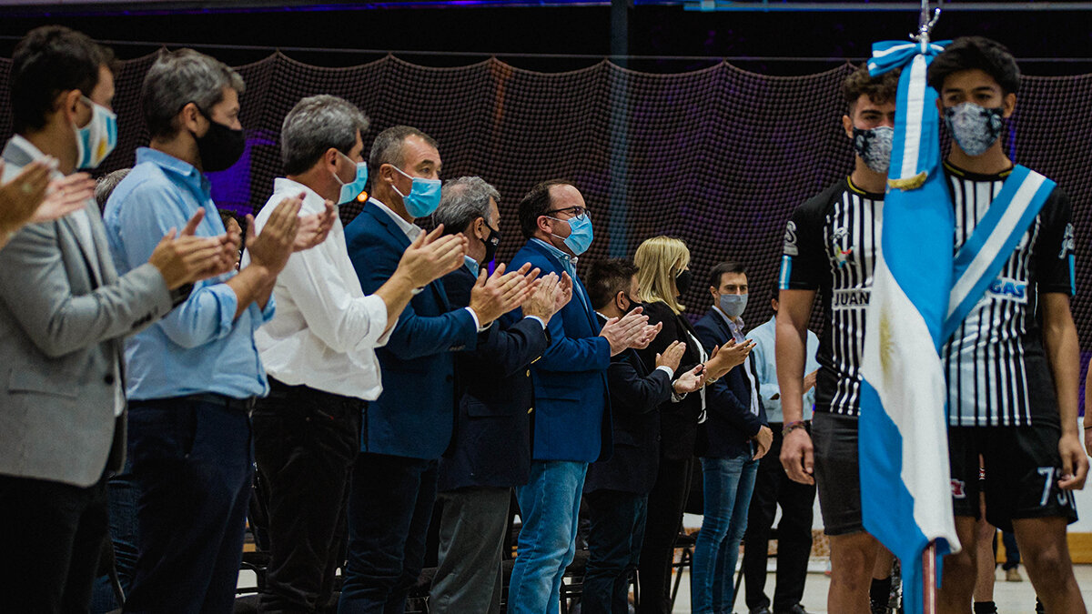 La CAP presente en la inauguración en la Bancaria en San Juan. El 19° club de Hockey sobre Patín techado.
