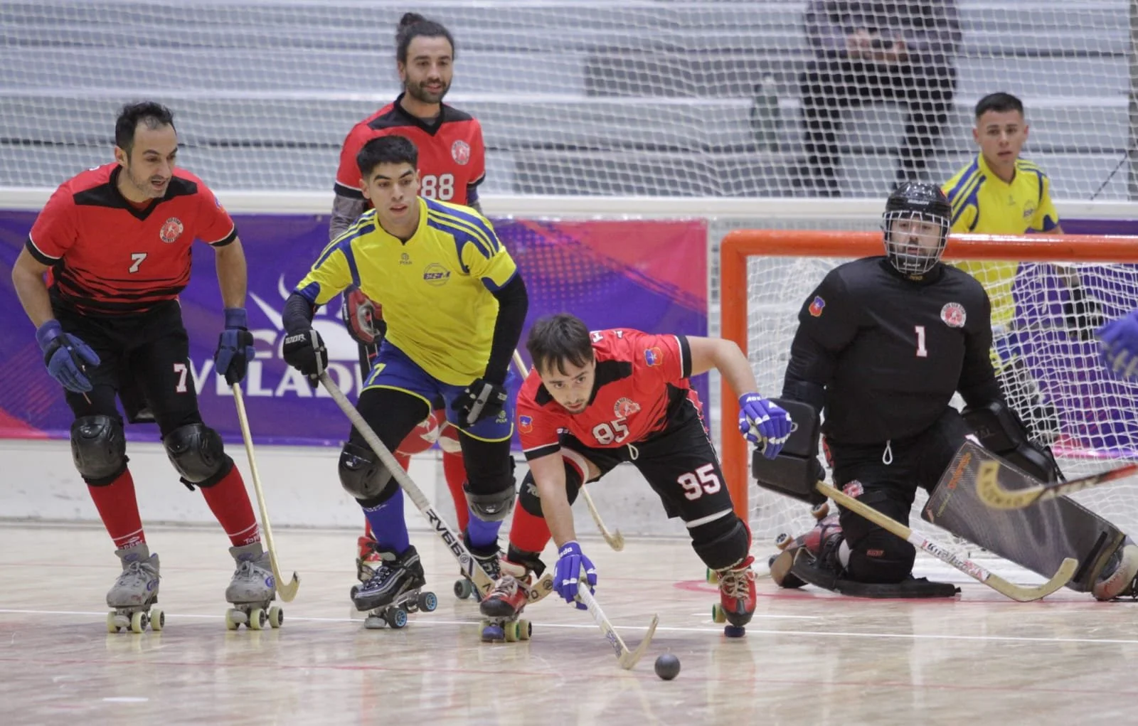 El hockey sobre patines ya está en etapas definitorias 