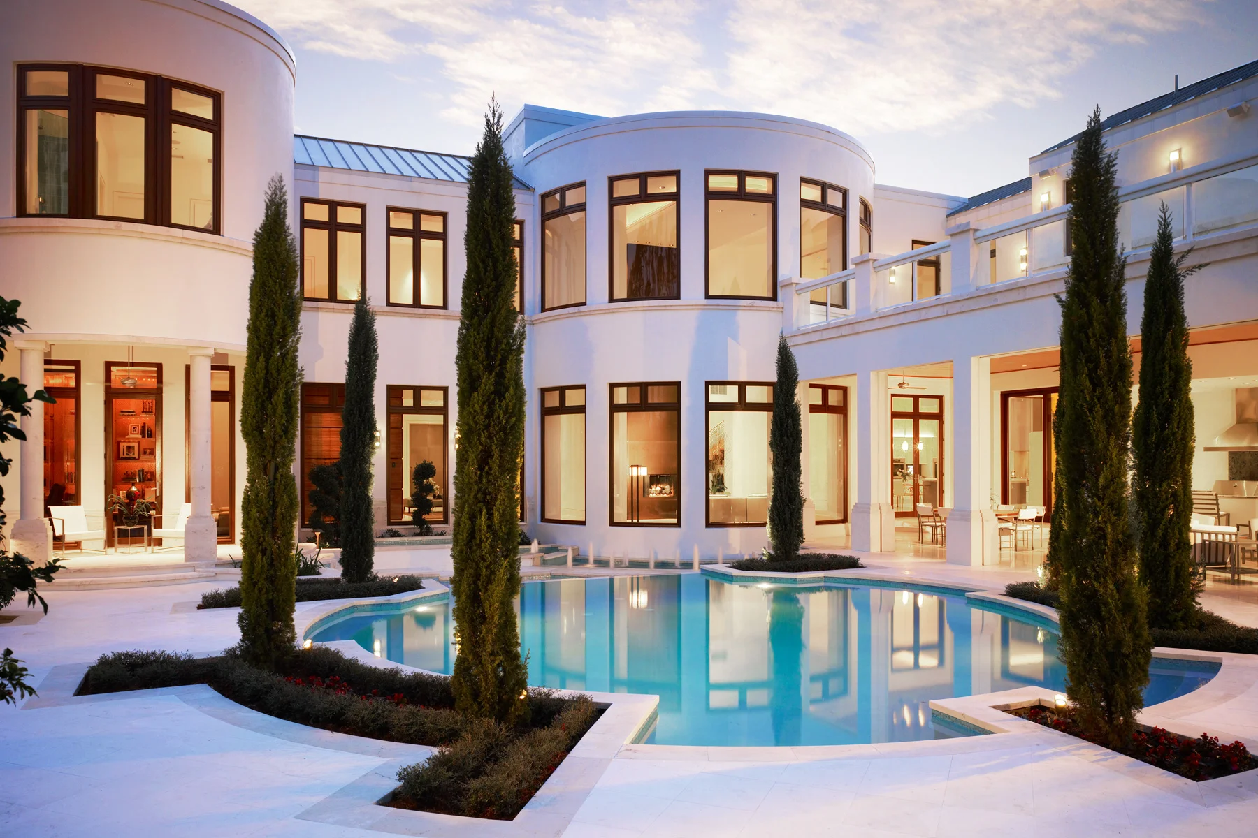 Sleek Transitional Rear Exterior