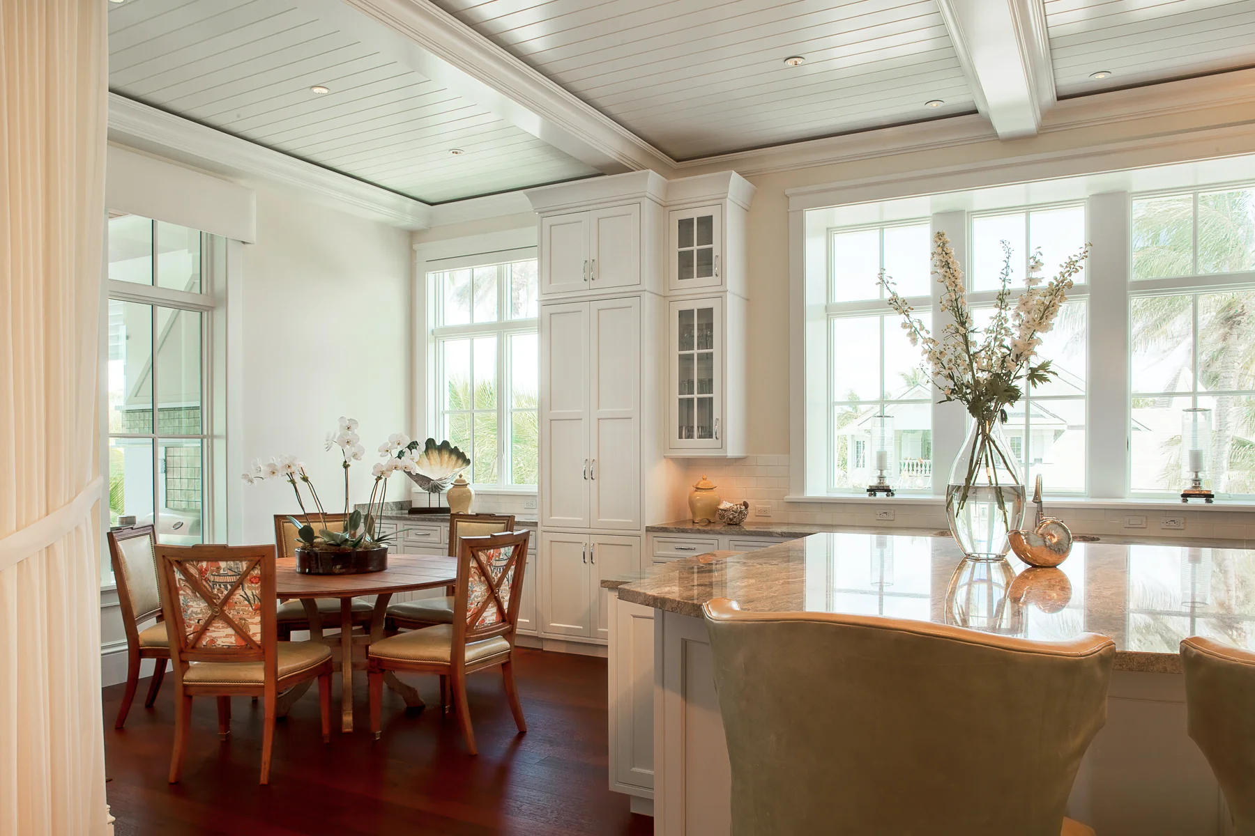 Villa Chinoiserie Kitchen