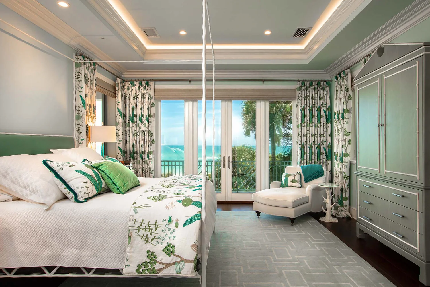 Boca Grande Beauty Master Suite