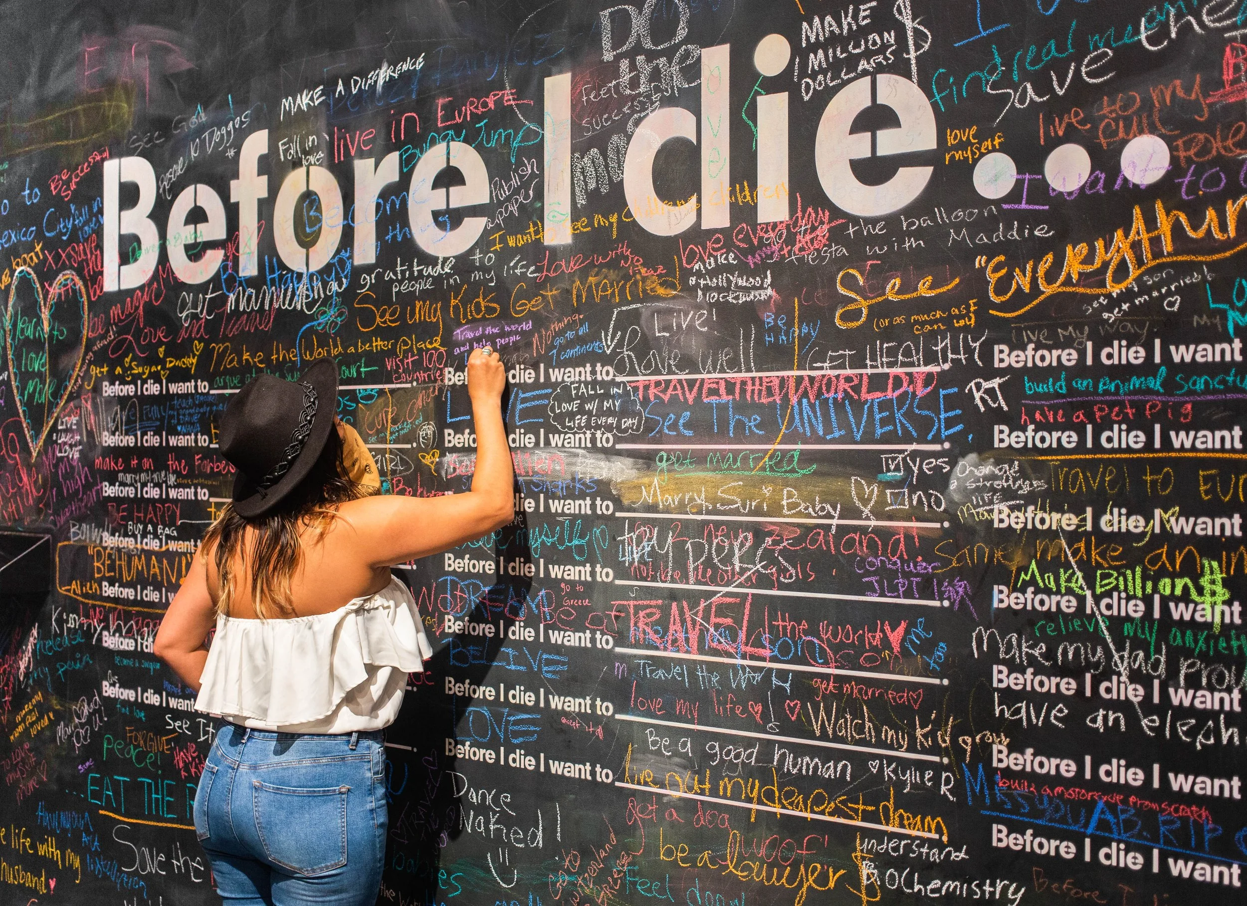 Before I Die_Candy Chang_Yadira Villarreal_2.jpg