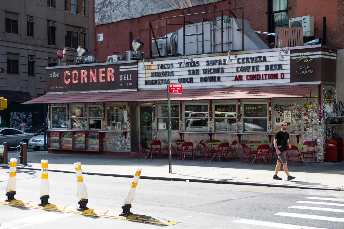 CM_corner_deliPPb_2018_01.jpg