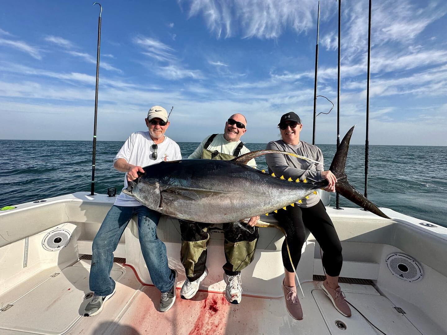 Another jumbo tuna! This one went 214 pounds. Doesn&rsquo;t get any better than right now! #southerncatchoutfitters #invincibleboats #marshtackycarbon