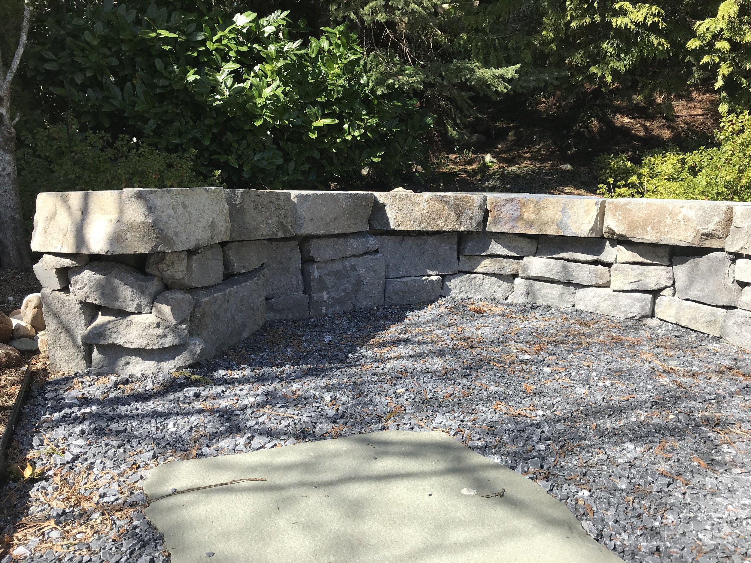 Stone sitting wall