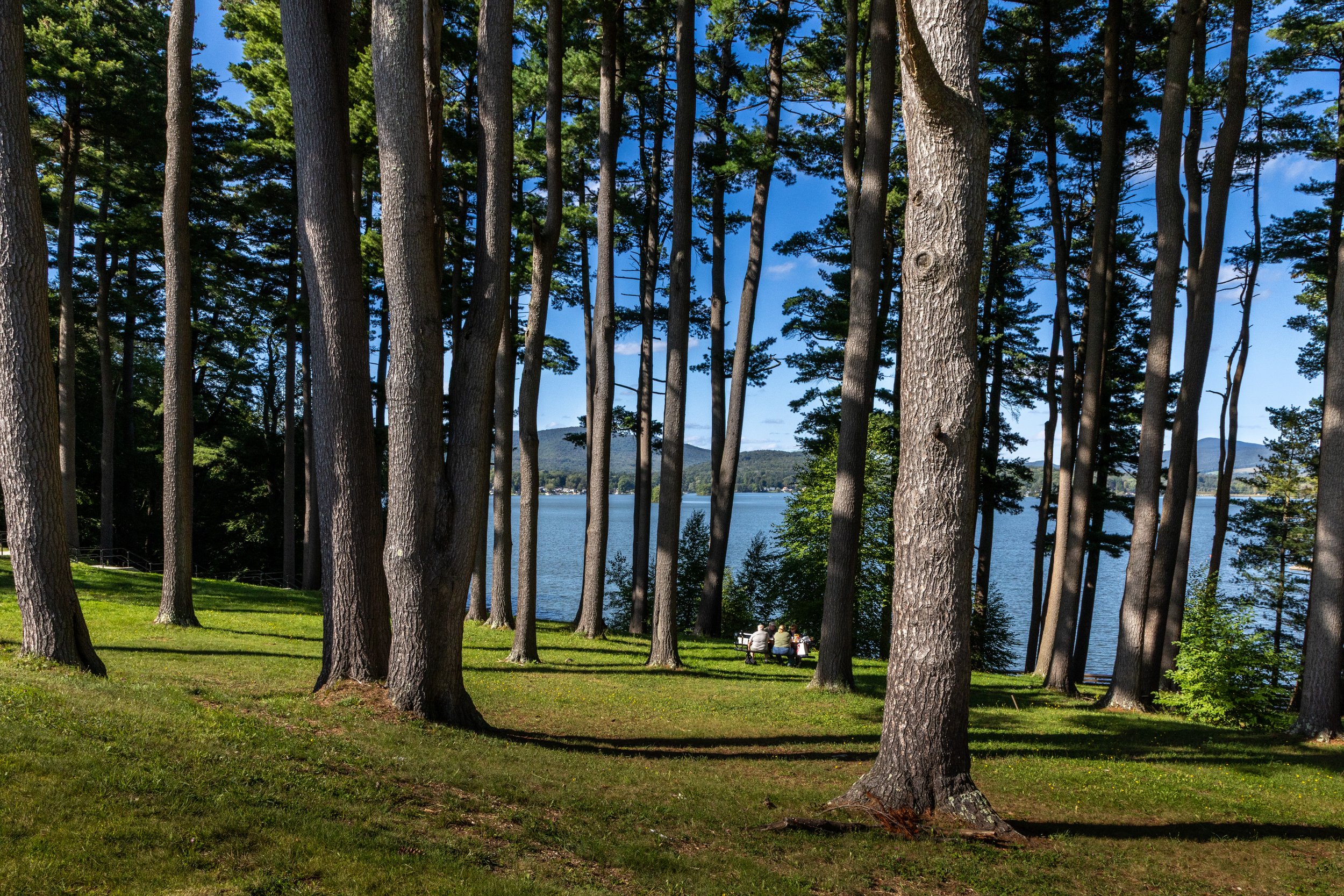 Pontoosuc Lake -0178.jpg