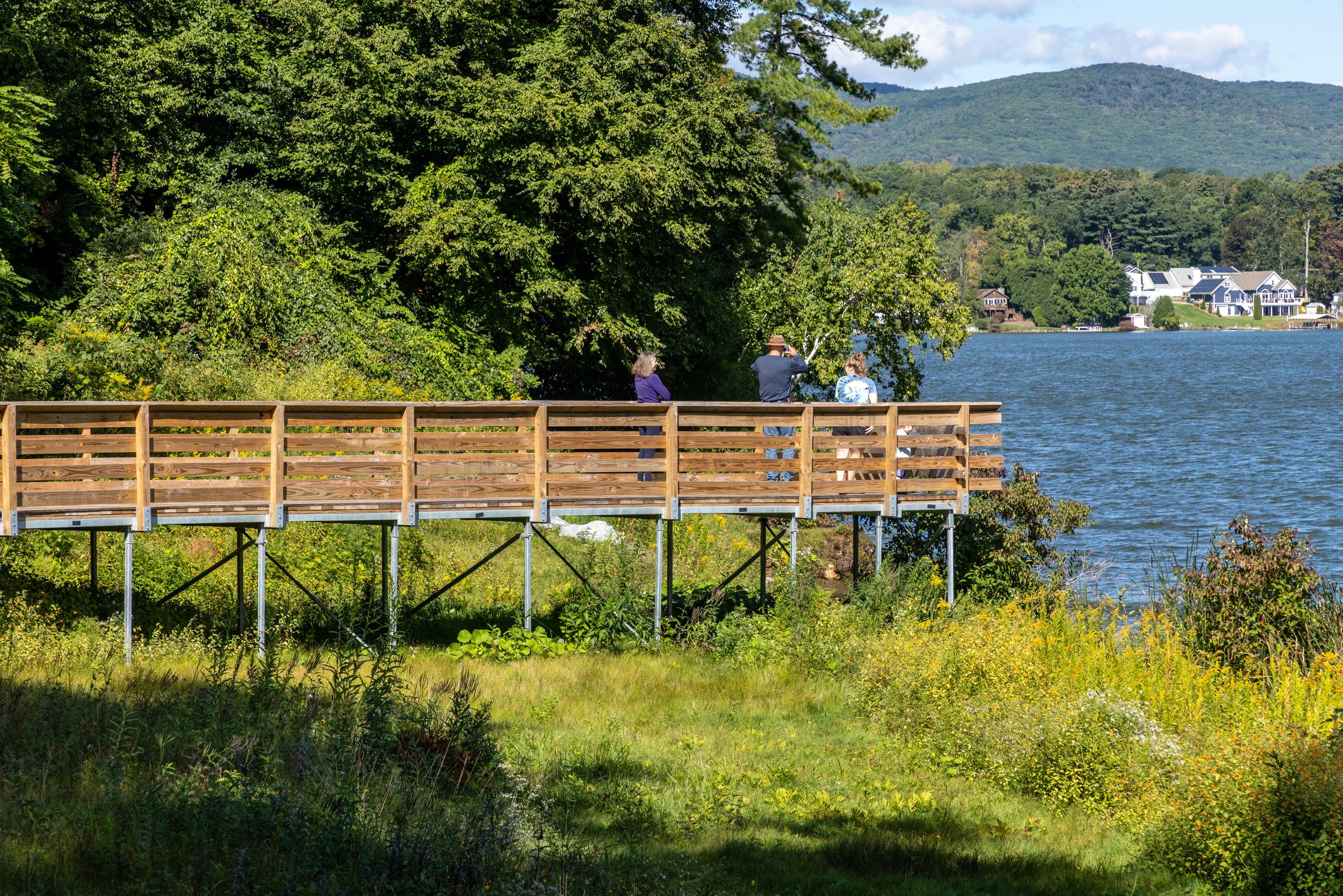 Pontoosuc Lake -0150.jpg