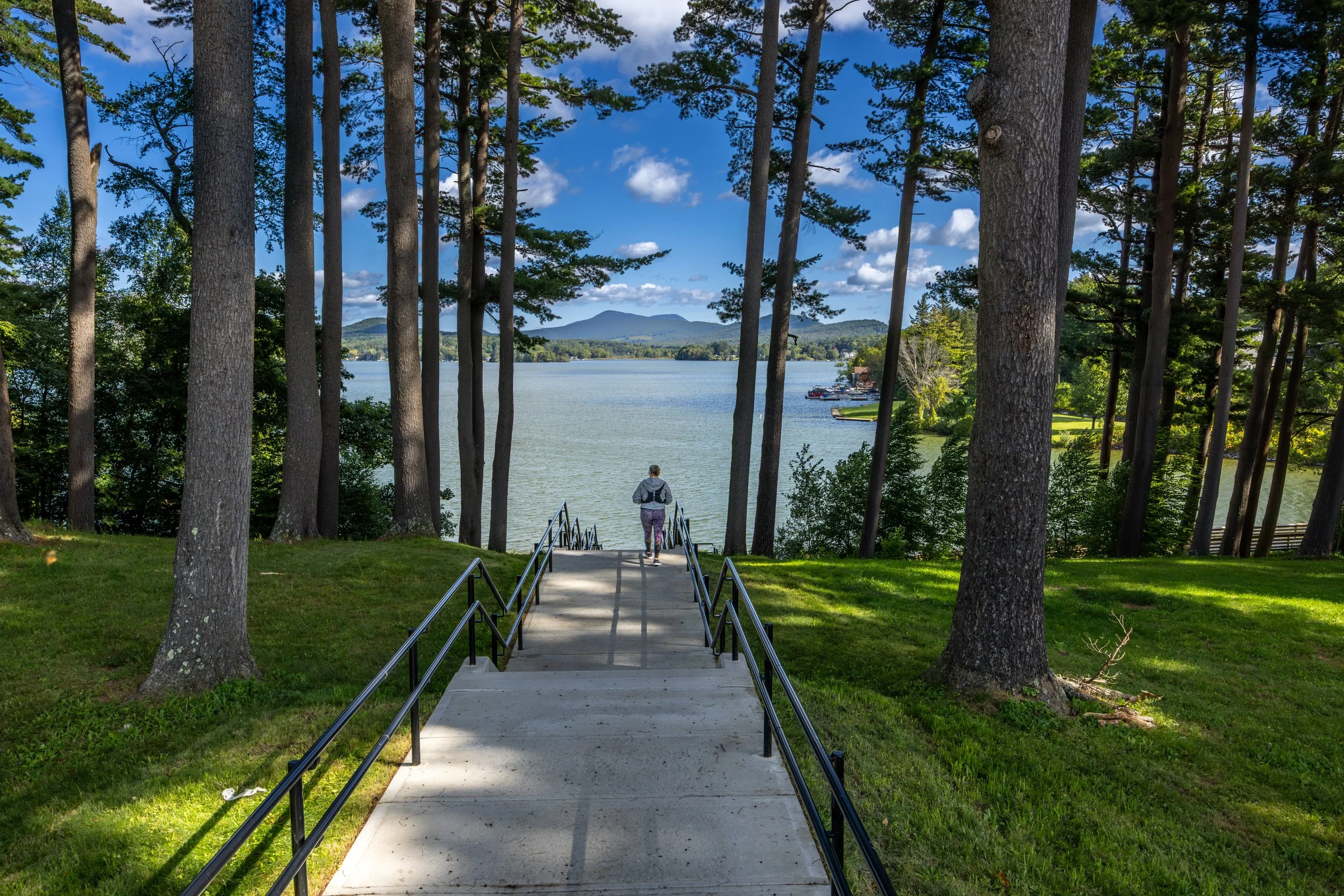 Pontoosuc Lake -3379.jpg