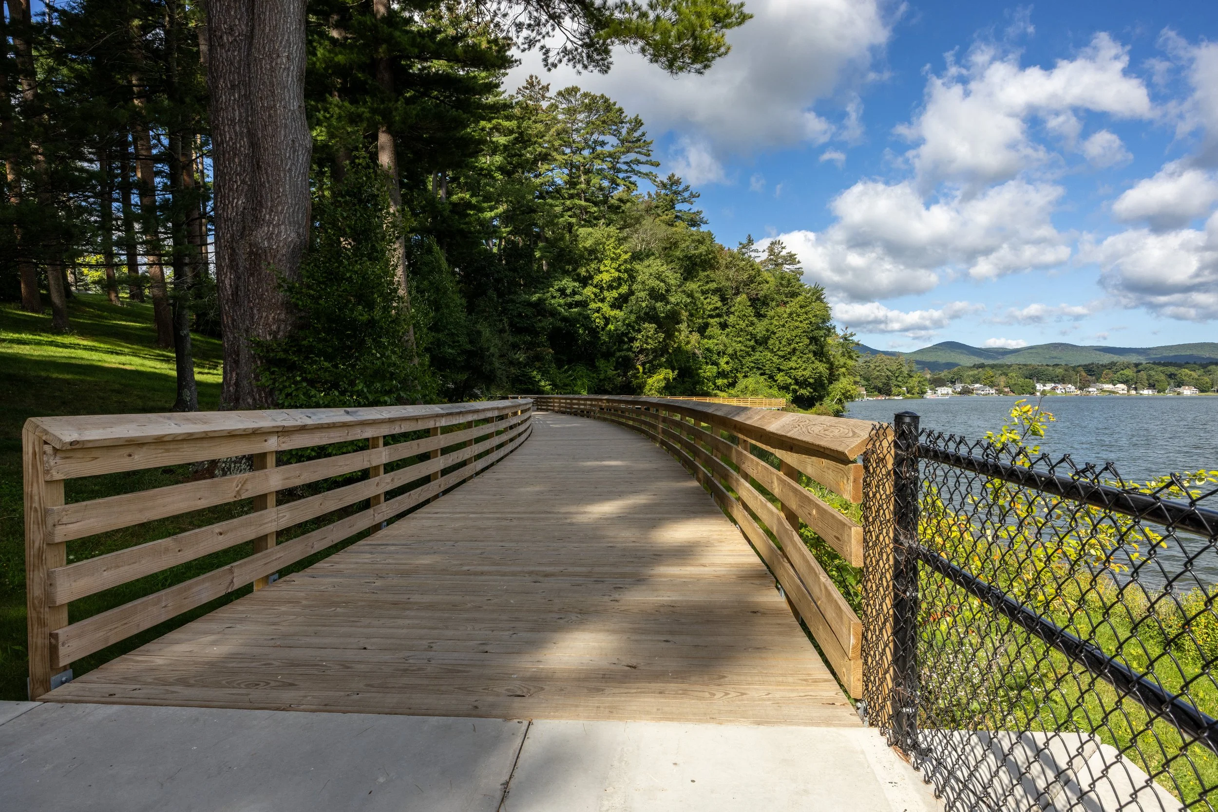 Pontoosuc Lake -3369.jpg