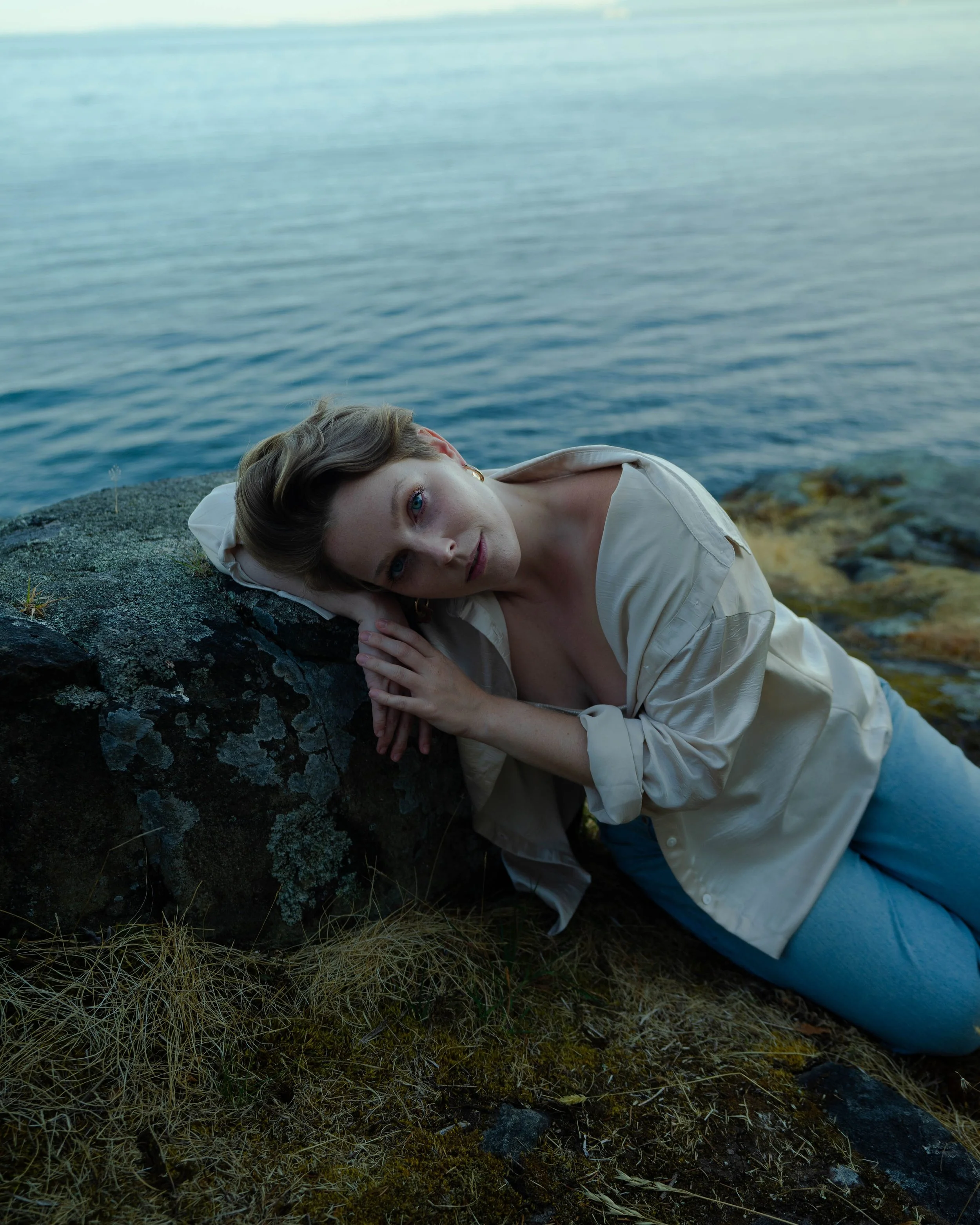 1n. SIESKI - Water Edge.JPEG