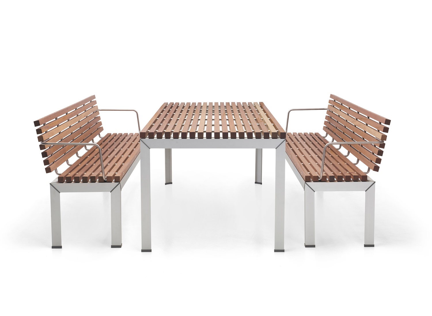 Extempore_Benches-with-back-arm-rest-68832.jpg