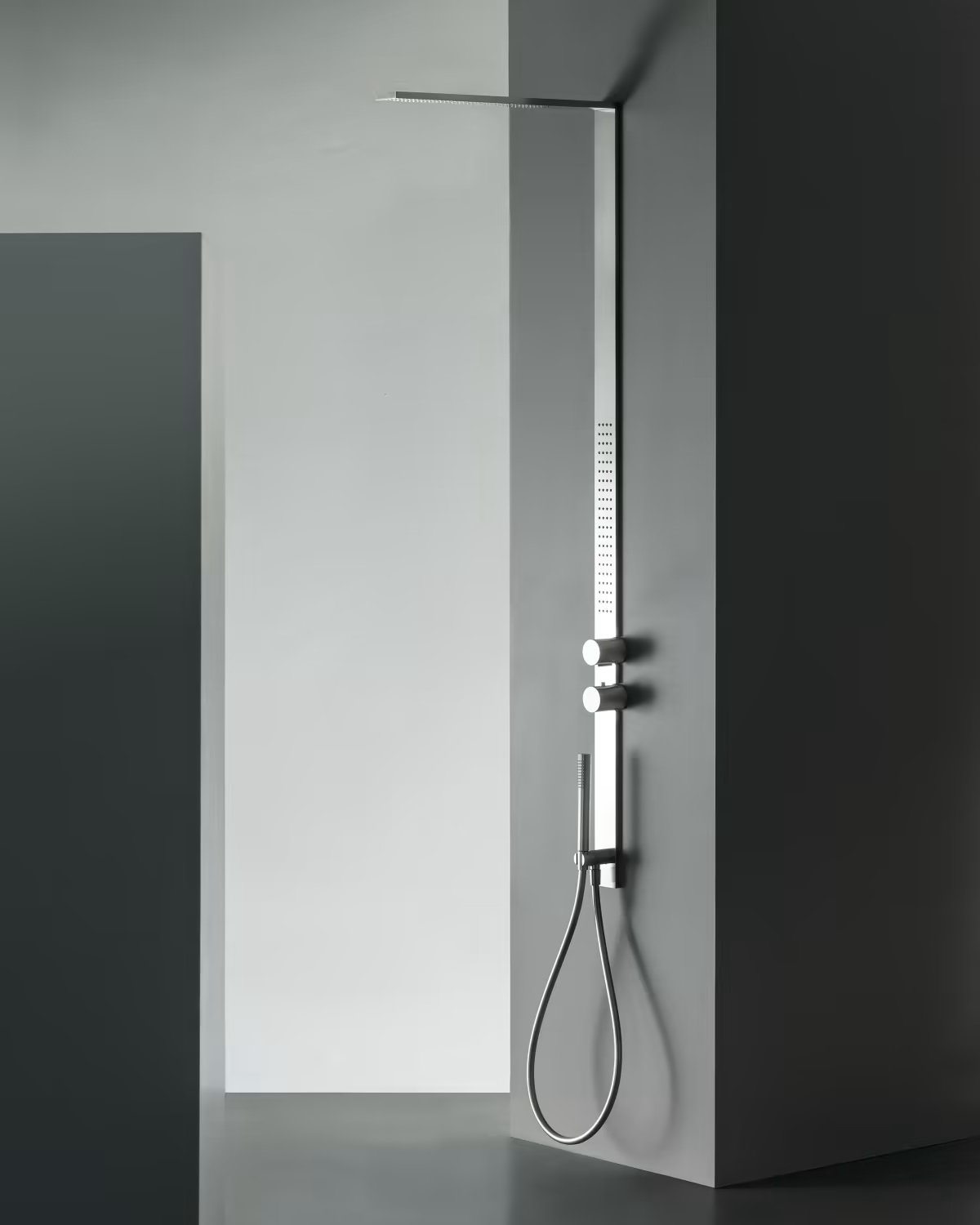 MILANOSLIM-EASY_93_H001H0091_SANTI-CALECA-2017-aspect-ratio-4-5.jpg