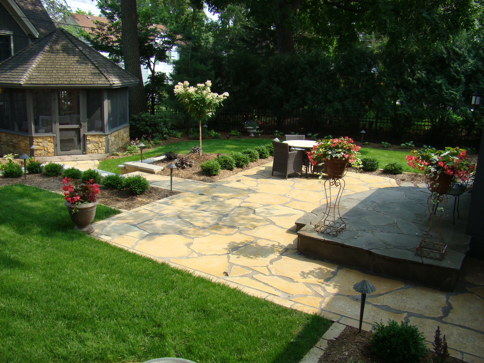 Superior Lawn Landscape