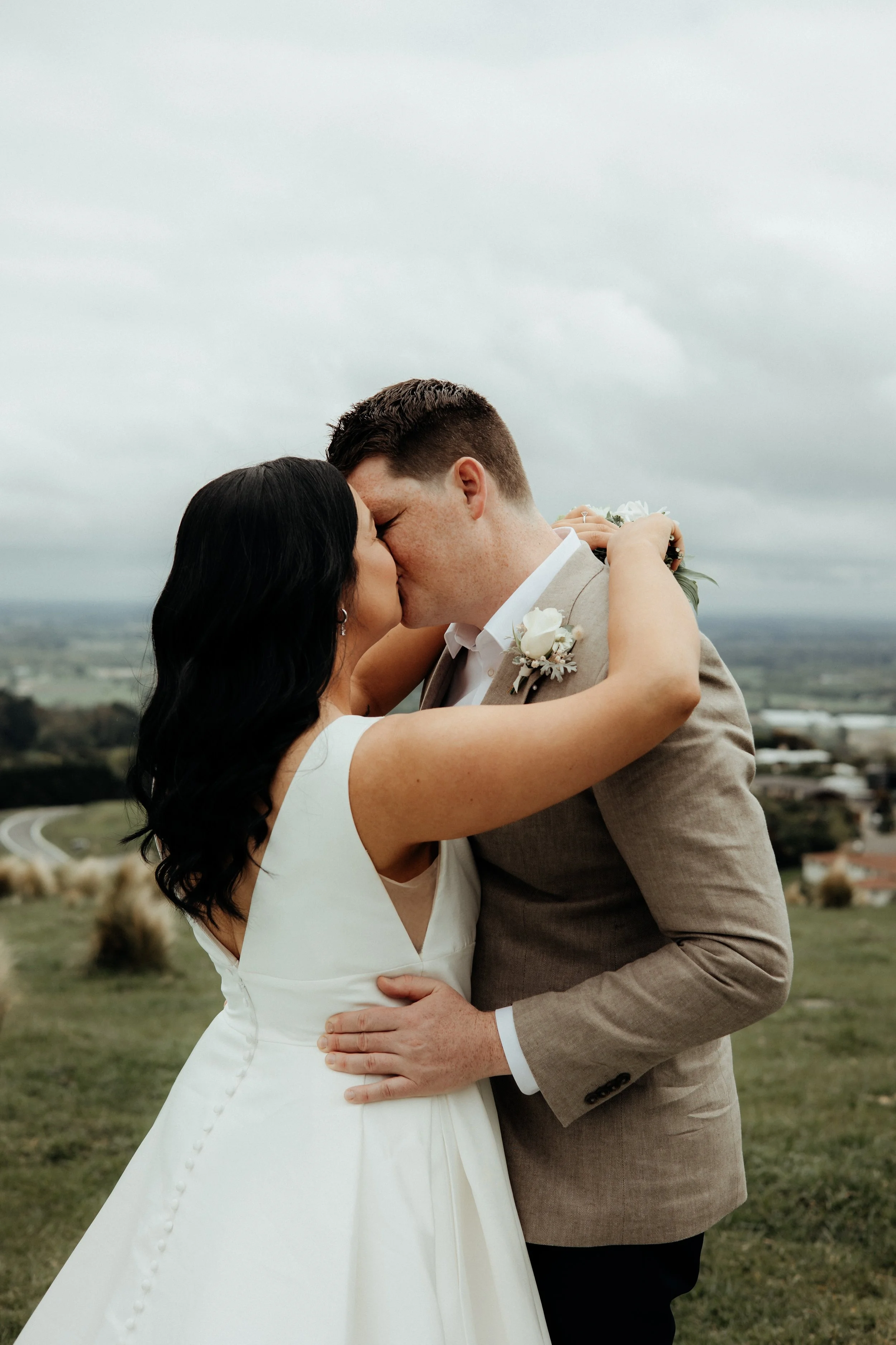 S and J - Sneak Peeks -11.jpg